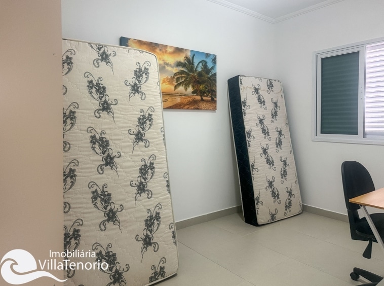 Apartamento a venda na Praia das Toninhas em Ubatuba com dois quartos-18