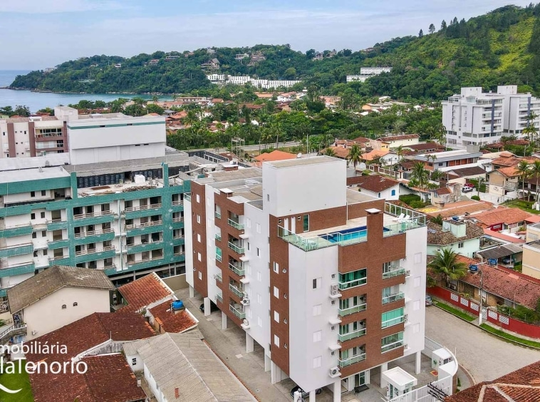 Apartamento a venda na Praia das Toninhas em Ubatuba com dois quartos