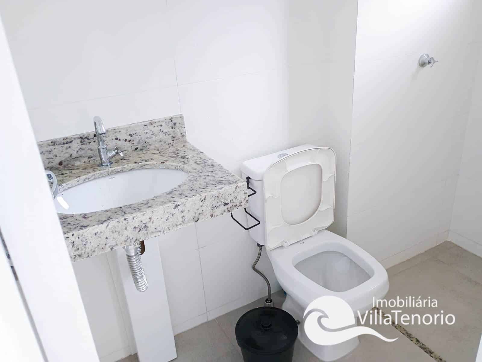 banheiro-APARTAMENTO PRAIA GRANDE 1 DORMITÓRIO MOBILIADO IMOBILIARIA VILLA TENÓRIO-17