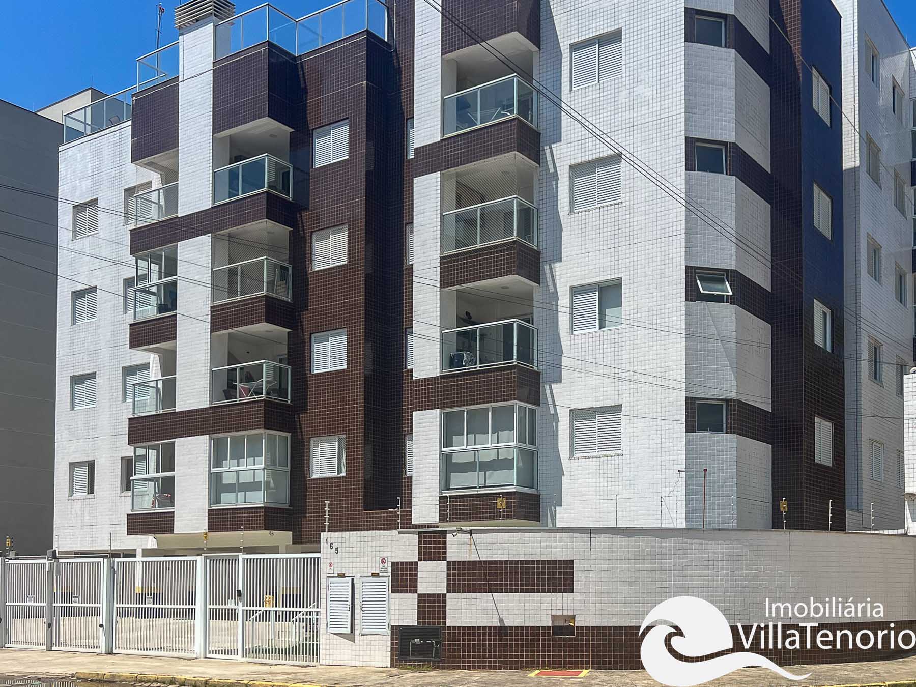 Fachada_Apartamento a venda 2 quartos Praia das Toninhas em Ubatuba-1