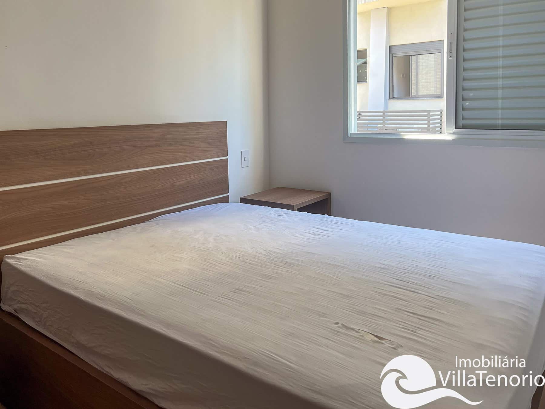 Suite_Apartamento a venda 2 quartos Praia das Toninhas em Ubatuba-13