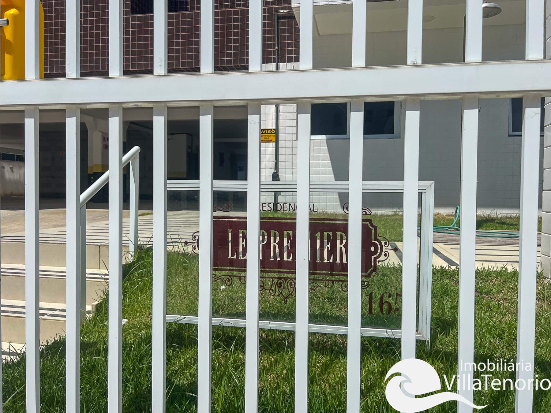 Fachada_Apartamento a venda 2 quartos Praia das Toninhas em Ubatuba-3