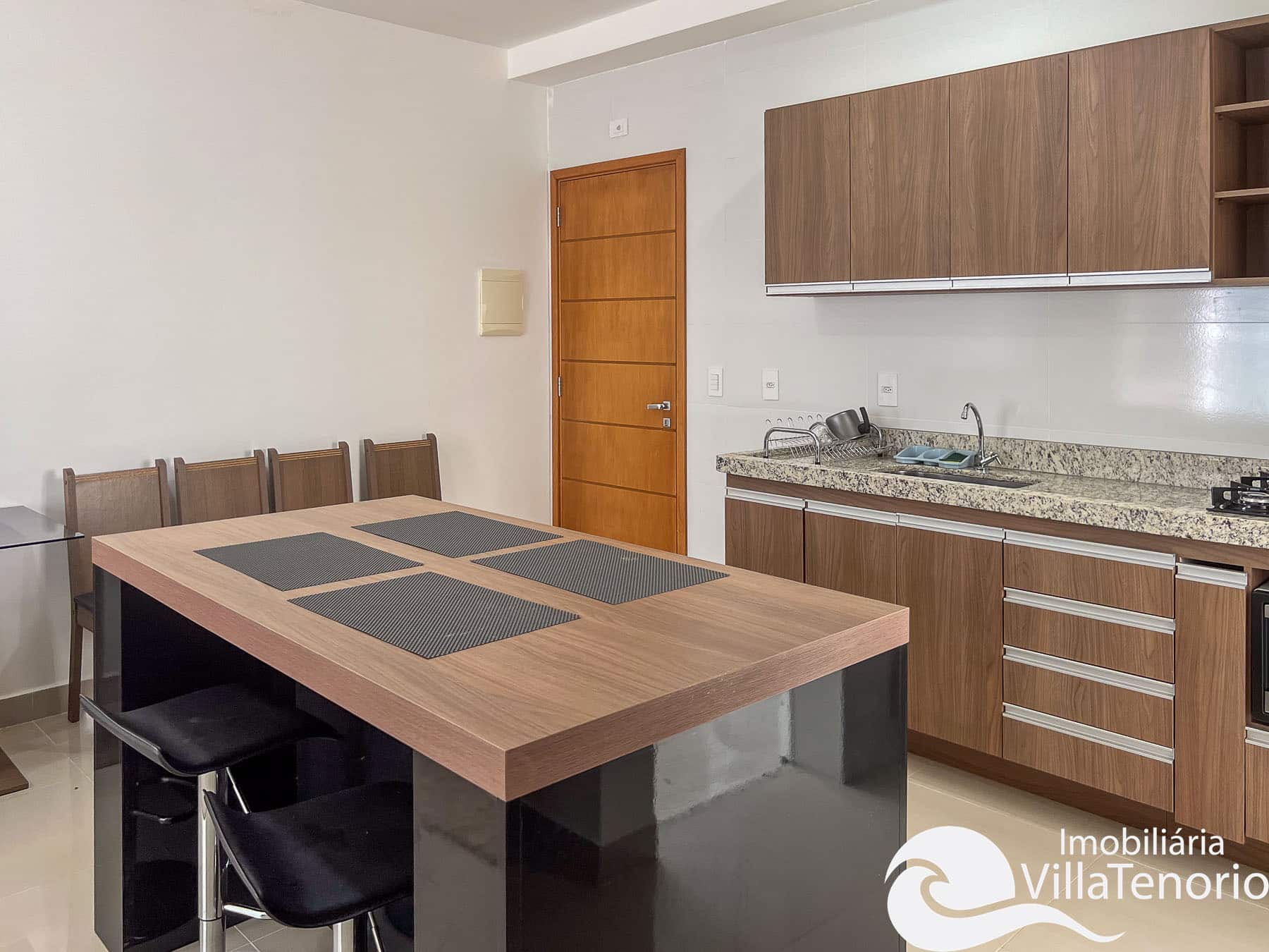 Living_Apartamento a venda 2 quartos Praia das Toninhas em Ubatuba-9