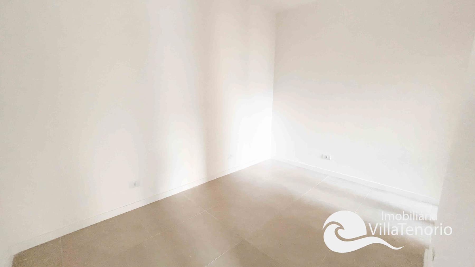 Fantástico apartamento a venda na praia do Itagua em Ubatuba-9