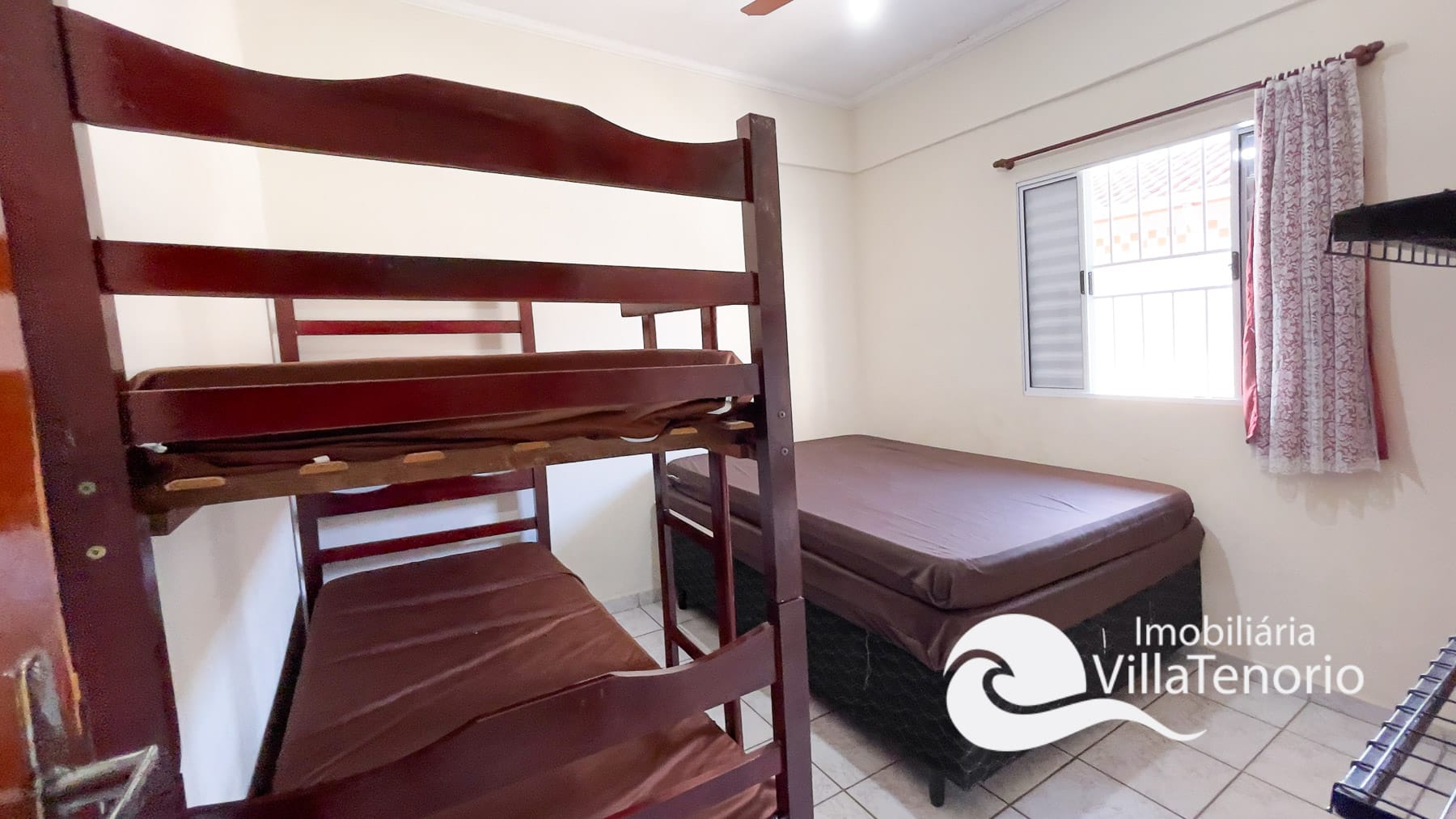 quarto-apartamento-1-suite-com-garagem-proximo-praia-itagua-ubatuba-villa-tenorio.-13