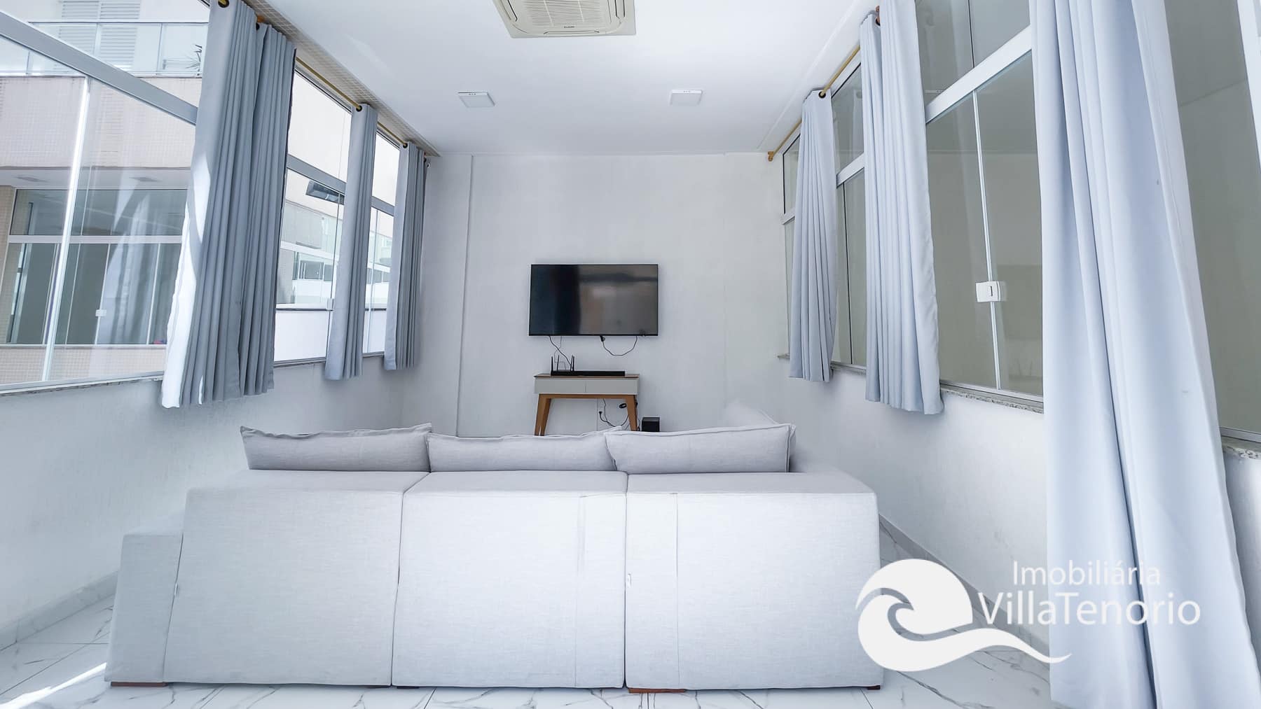 cinema-apartamento-2-dormitorios-1-suite-75m2-praia-grande-ubatuba-300m-do-mar-villa-tenorio-41 cinema-apartamento-2-dormitorios-1-suite-75m2-praia-grande-ubatuba-300m-do-mar-villa-tenorio-41