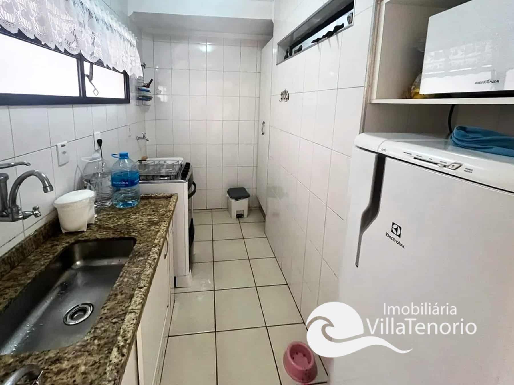 cozinha-apartamento-2-dormitorios-com-piscina-e-churrasqueira-ubatuba-villa-tenorio.-18-5