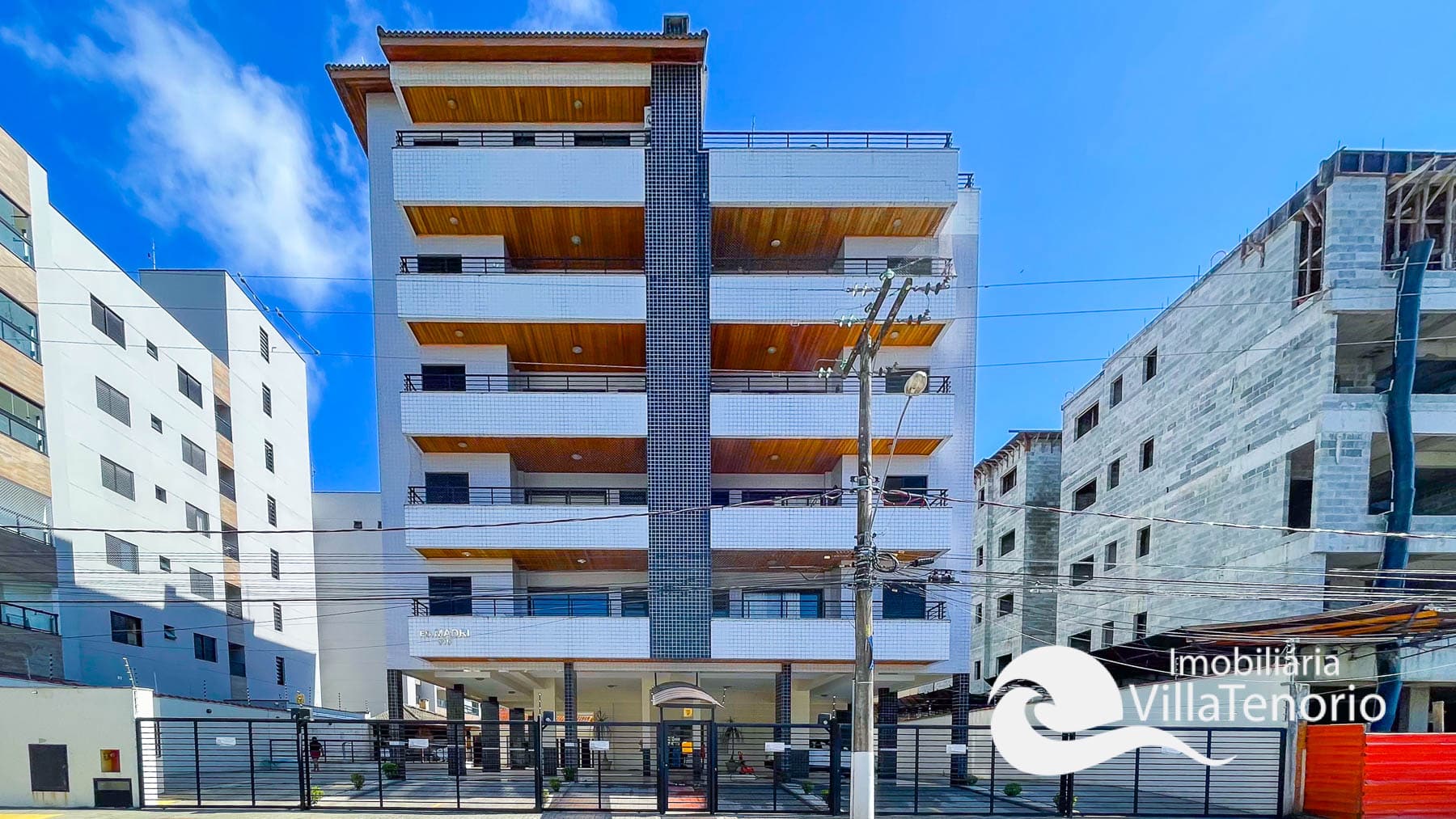 fachada-apartamento-3-dormitorios-com-piscina-itagua-ubatuba-imobiliaria-villa-tenorio-praia-do-itaguá-29