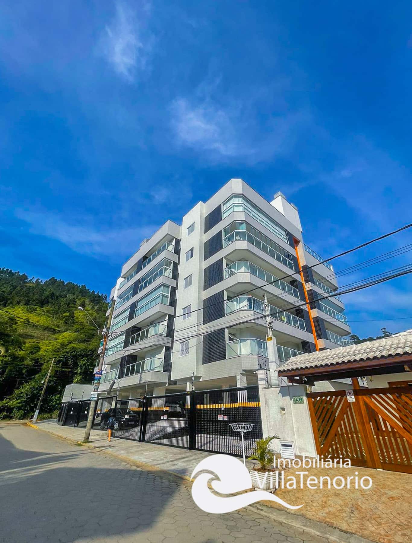 fachada-apartamento-64m2-2-quartos-1-suite-praia-das-toninhas-ubatuba-villa-tenorio.-1 fachada-apartamento-64m2-2-quartos-1-suite-praia-das-toninhas-ubatuba-villa-tenorio.-1