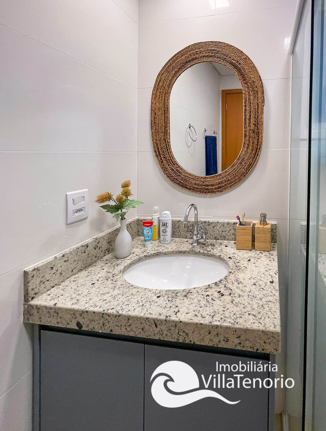 banheiro-apartamento-64m2-2-quartos-1-suite-praia-das-toninhas-ubatuba-villa-tenorio.-26 banheiro-apartamento-64m2-2-quartos-1-suite-praia-das-toninhas-ubatuba-villa-tenorio.-26