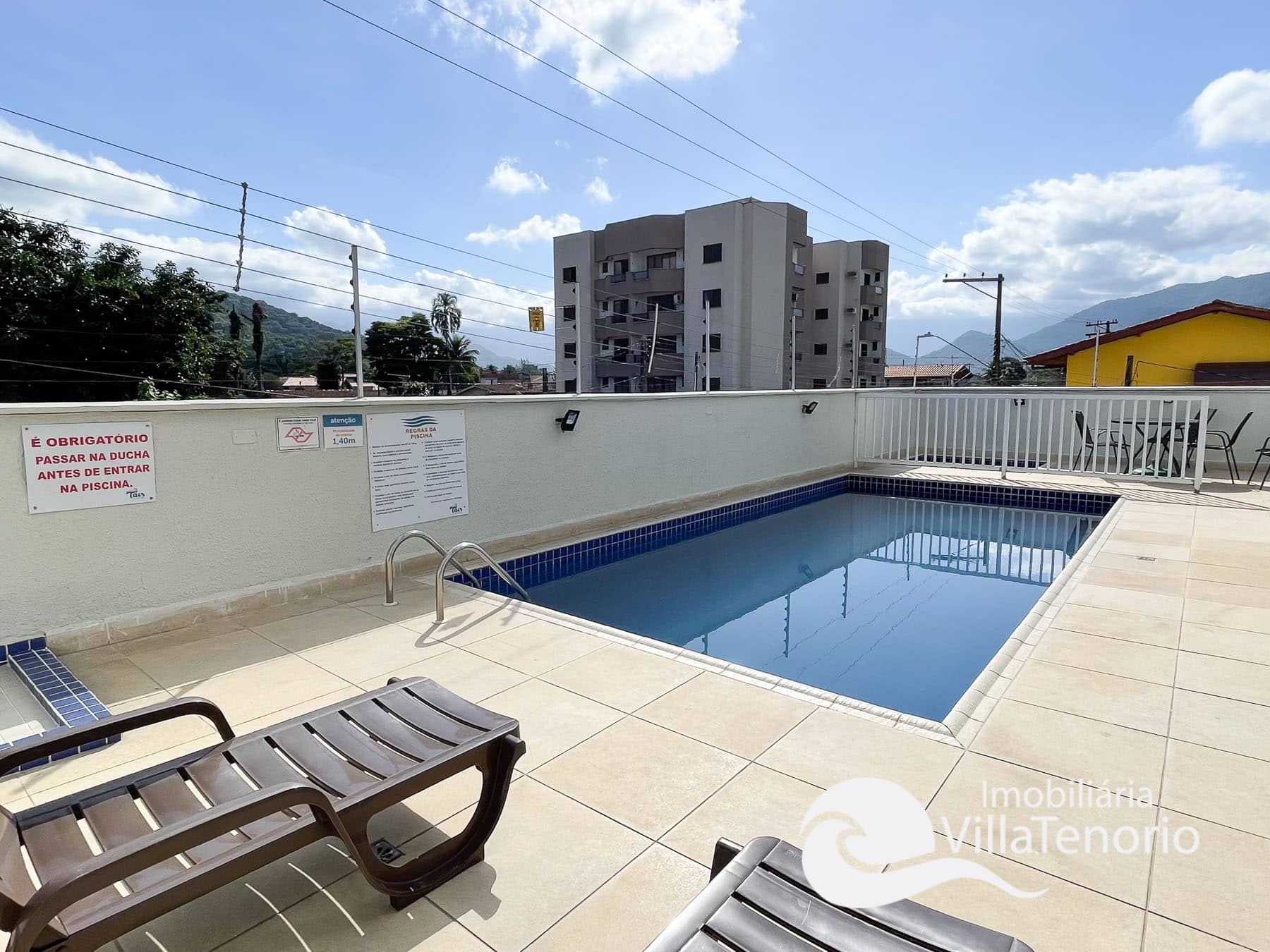 piscina-apartamento-mobiliado-centro-de-ubatuba-2-dormitorios-com-varanda-gourmet-villa-tenorio-30