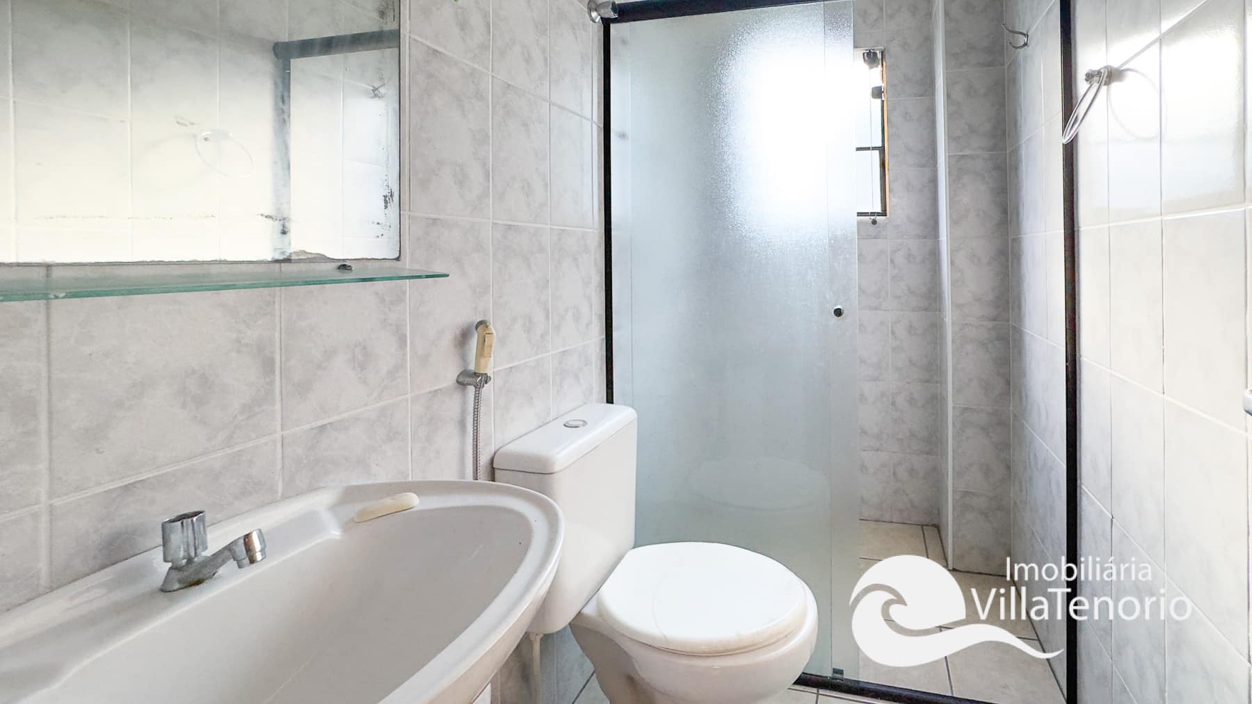 banheiro-cobertura-duplex-itagua-ubatuba-2-suites-proximo-praia-grande-imobiliaria-villa-tenorio.-11