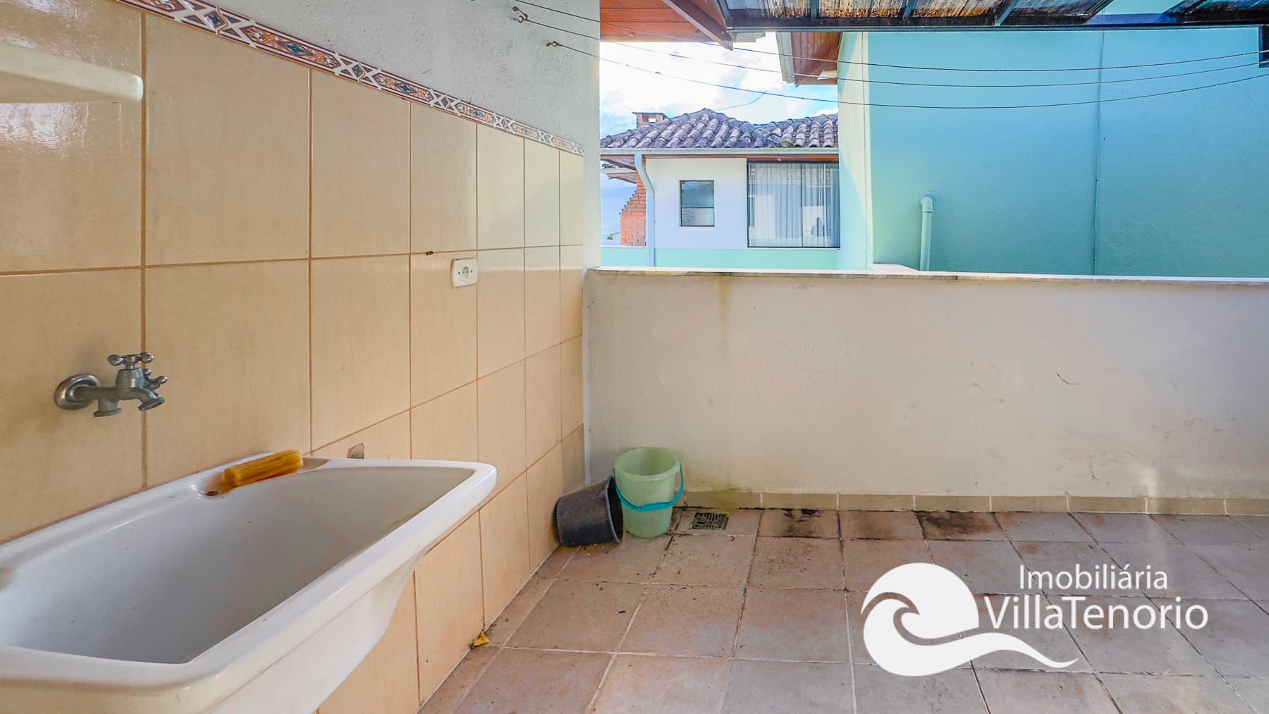 lavanderia-cobertura-duplex-itagua-ubatuba-2-suites-proximo-praia-grande-imobiliaria-villa-tenorio.-23