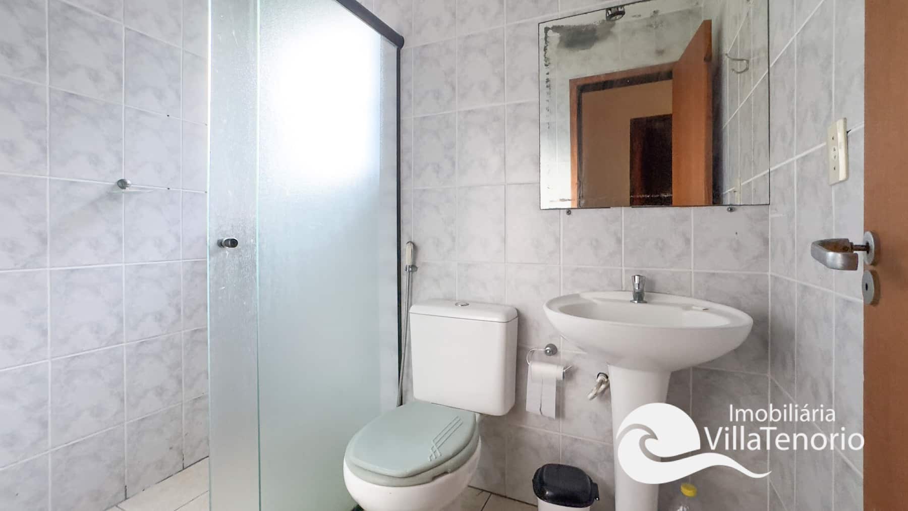 banheiro-cobertura-duplex-itagua-ubatuba-2-suites-proximo-praia-grande-imobiliaria-villa-tenorio.-7