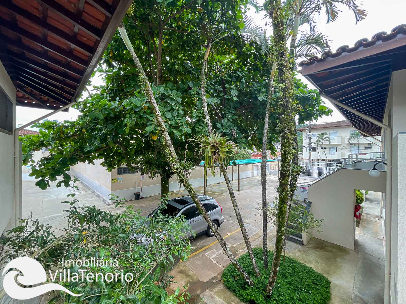 Apartamento-a-venda-a-100m-da-orla-do-Itagua-Ubatuba-Imobiliaria-Villa-Tenorio-12