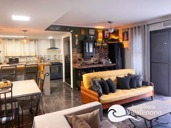 casa-145m2-5-dormitorios-3-suites-mobiliada-praia-da-enseada-ubatuba-villa-tenorio.-2