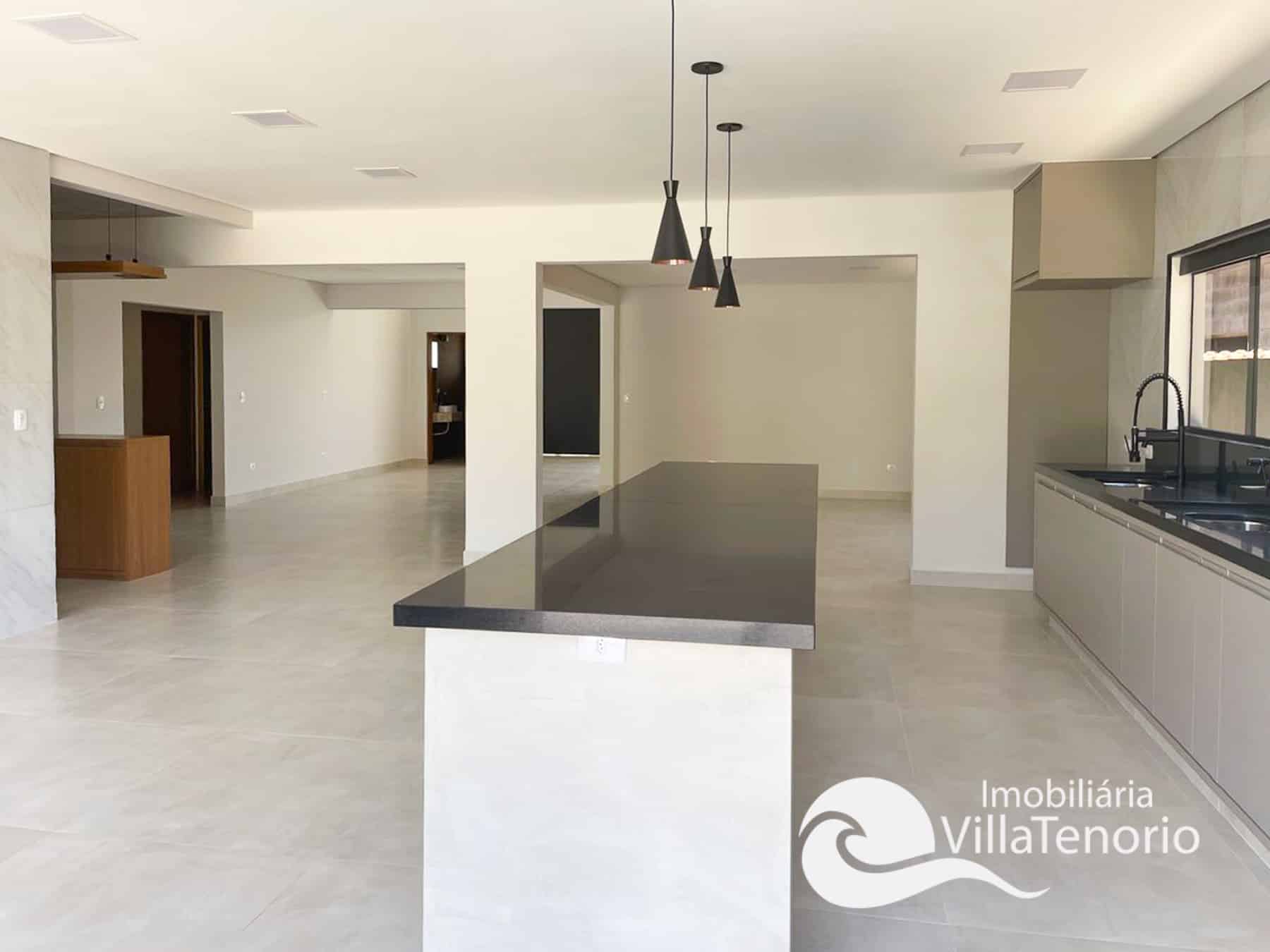 casa-300m2-3-dormitorios-e-5-banheiros-com-3-vagas-ubatuba-villa-tenorio.-12