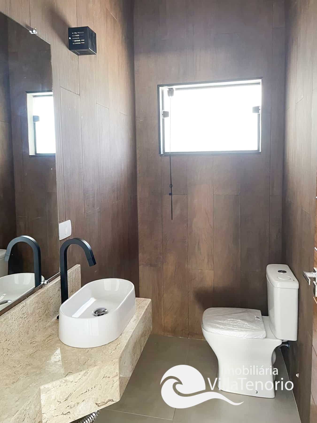 casa-300m2-3-dormitorios-e-5-banheiros-com-3-vagas-ubatuba-villa-tenorio.-2