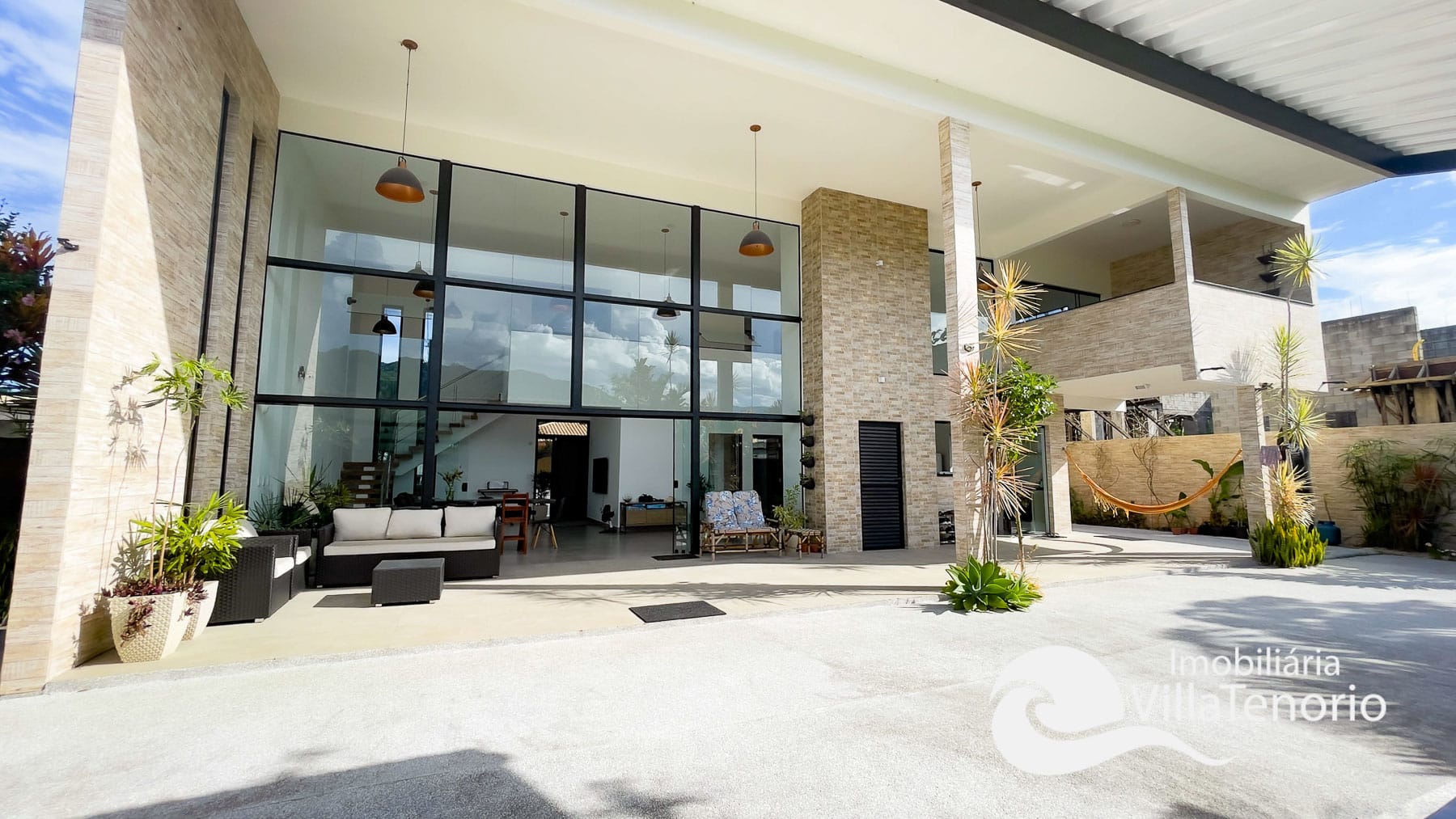 casa-360m2-4-dormitorios-1-suite-jardim-carolina-ubatuba-villa-tenorio.-3