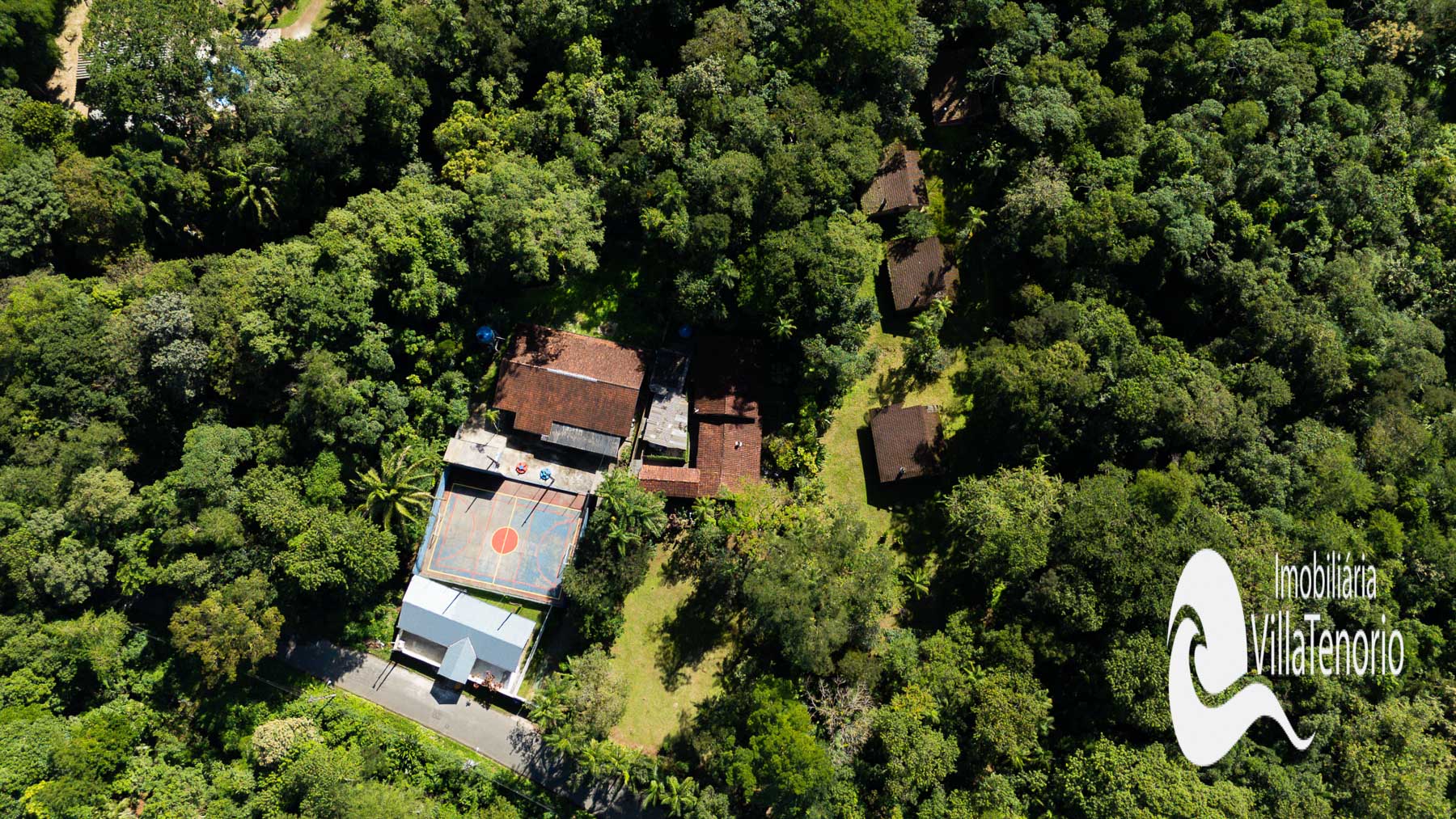 sitio-2615m2-casa-com-espaco-gourmet-e-casa-de-caseiro-corcovado-ubatuba-villa-tenorio.