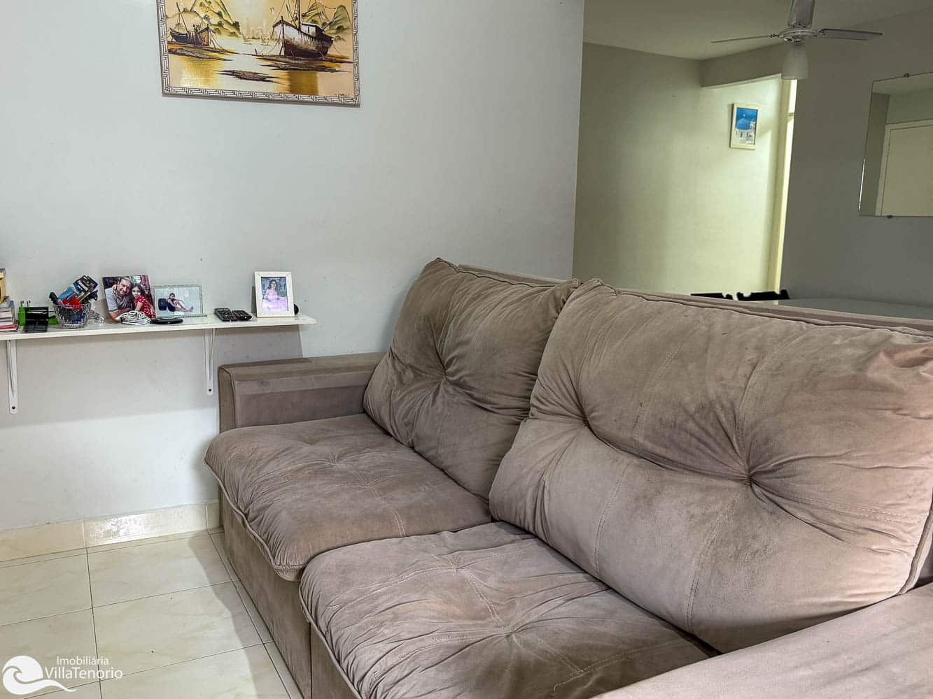 Sala_Apartamento a venda_Praia do Itagua_Ubatuba_2 quartos_ Apresentado pela Imobiliaria Villa Tenorio-35