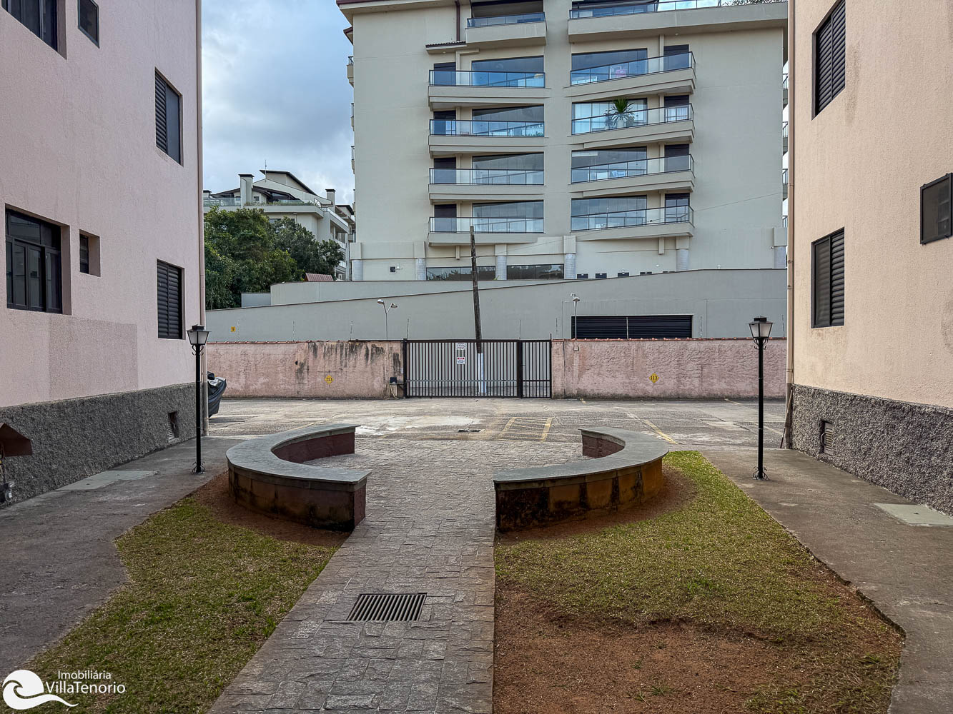 Area Externa_Apartamento a venda_Praia do Itagua_Ubtuba_2 quartos_ Apresentado pela Imobiliaria Villa Tenorio-47