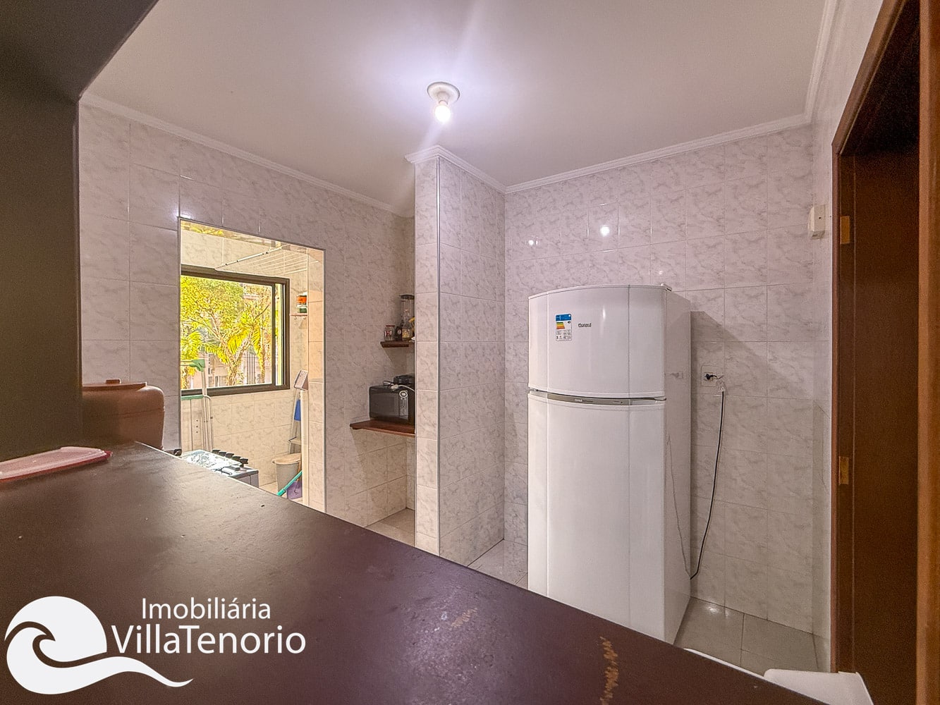 cozinha - Apartamento 2 quartos Itagua em Ubatuba apresentado pela Imobiliária Villa Tenório-15