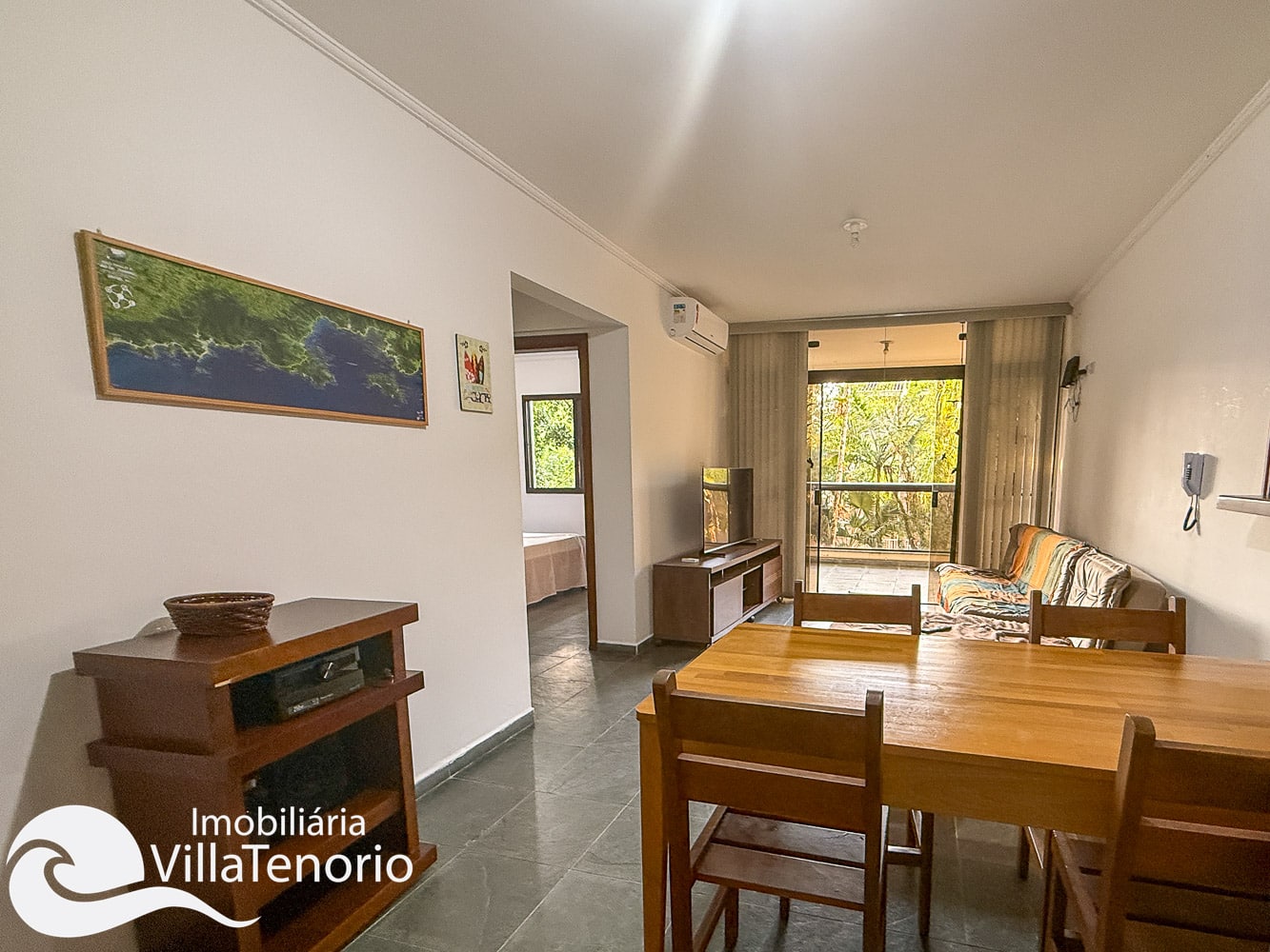 Sala - Apartamento 2 quartos Itagua em Ubatuba apresentado pela Imobiliária Villa Tenório-17