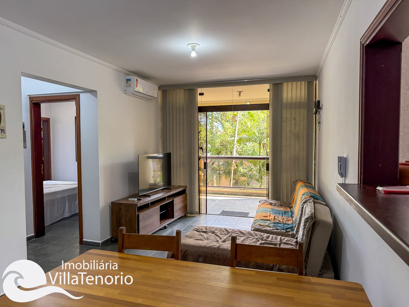 Sala - Apartamento 2 quartos Itagua em Ubatuba apresentado pela Imobiliária Villa Tenório-19