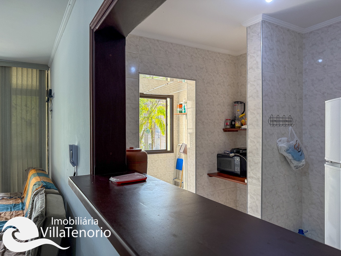 cozinha - Apartamento 2 quartos Itagua em Ubatuba apresentado pela Imobiliária Villa Tenório-20