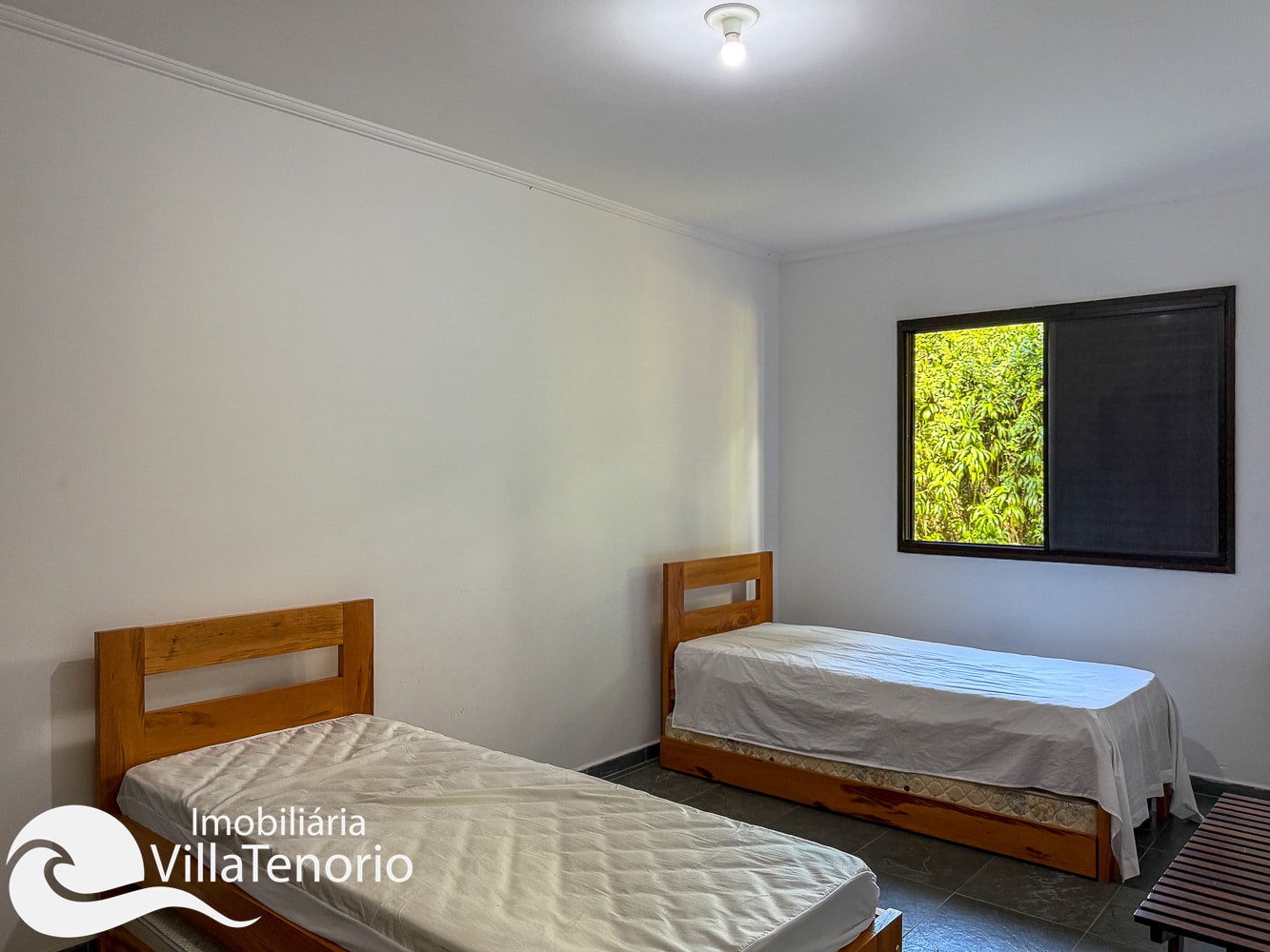 Quarto 2 - Apartamento 2 quartos Itagua em Ubatuba apresentado pela Imobiliária Villa Tenório-21