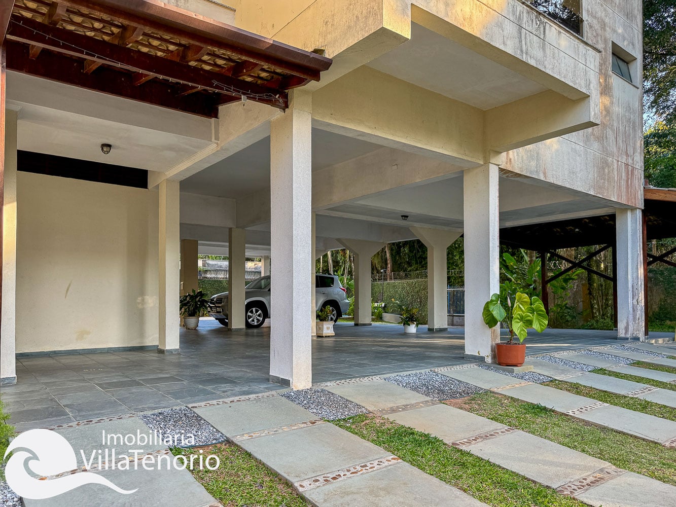 Fachada - Apartamento 2 quartos Itagua em Ubatuba apresentado pela Imobiliária Villa Tenório