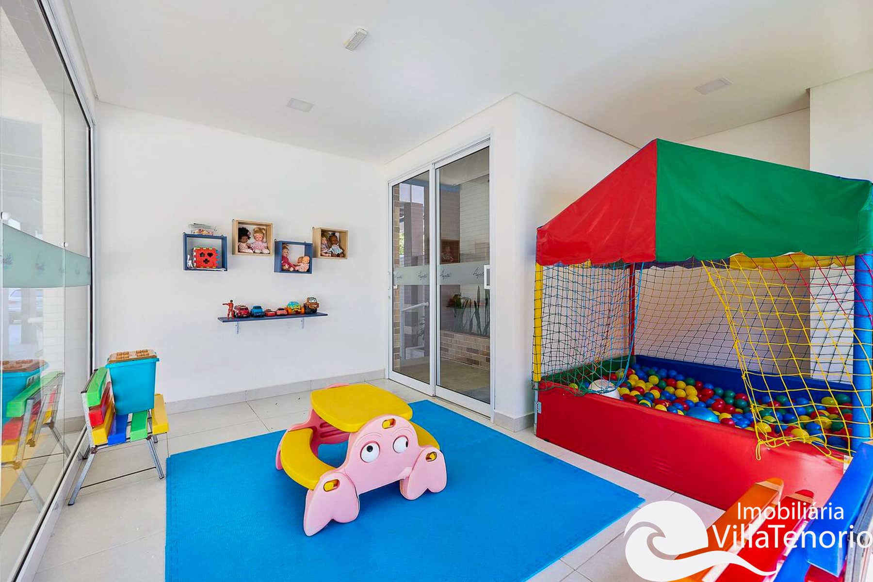 Apartamento mobiliado a venda com 2 quartos em Ubatuba - Praia das Toninhas_apresentado pela Imobiliaria Villa Tenório-15