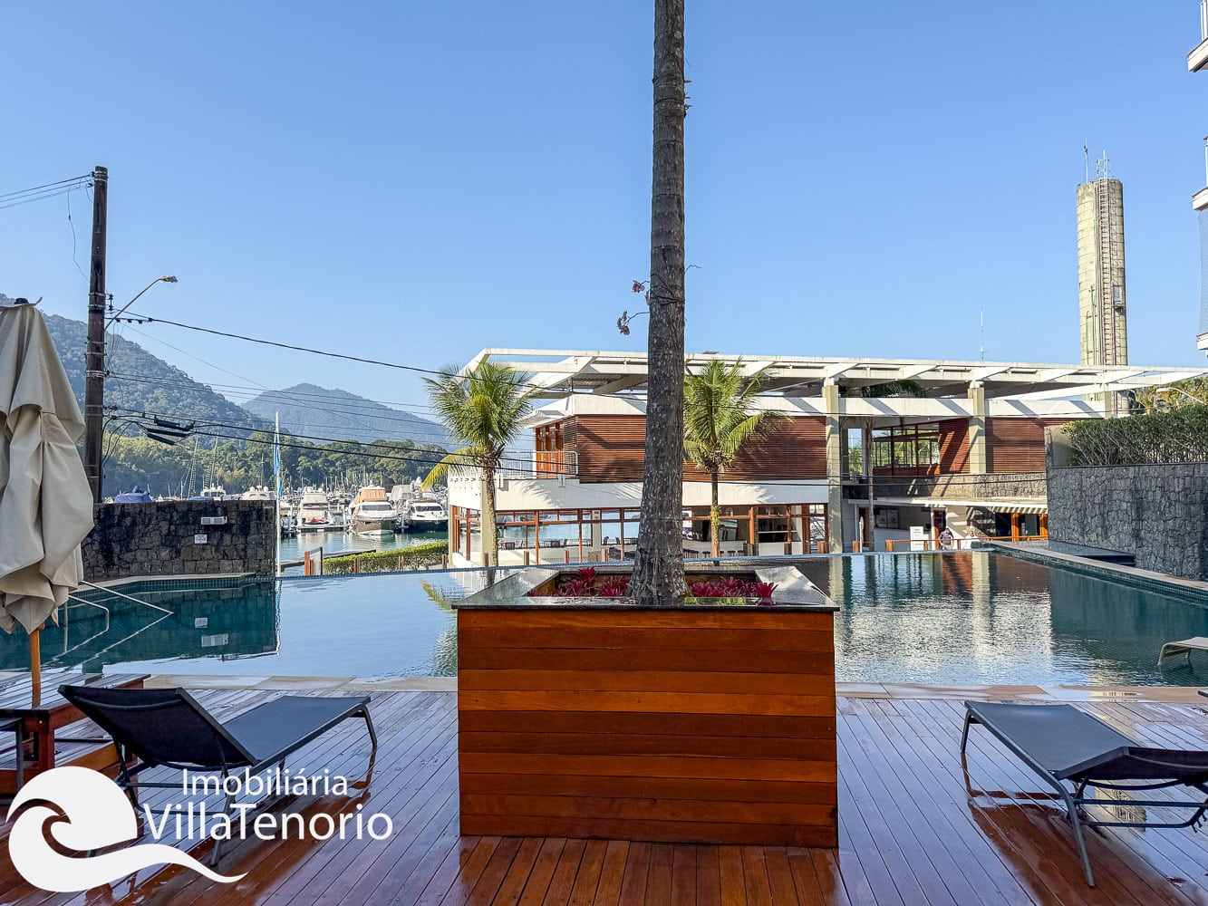 Luxuoso Apartamento com vista do Mar no Saco da Ribeira em Ubatuba apresentado pela Imobiliária Villa Tenório-11