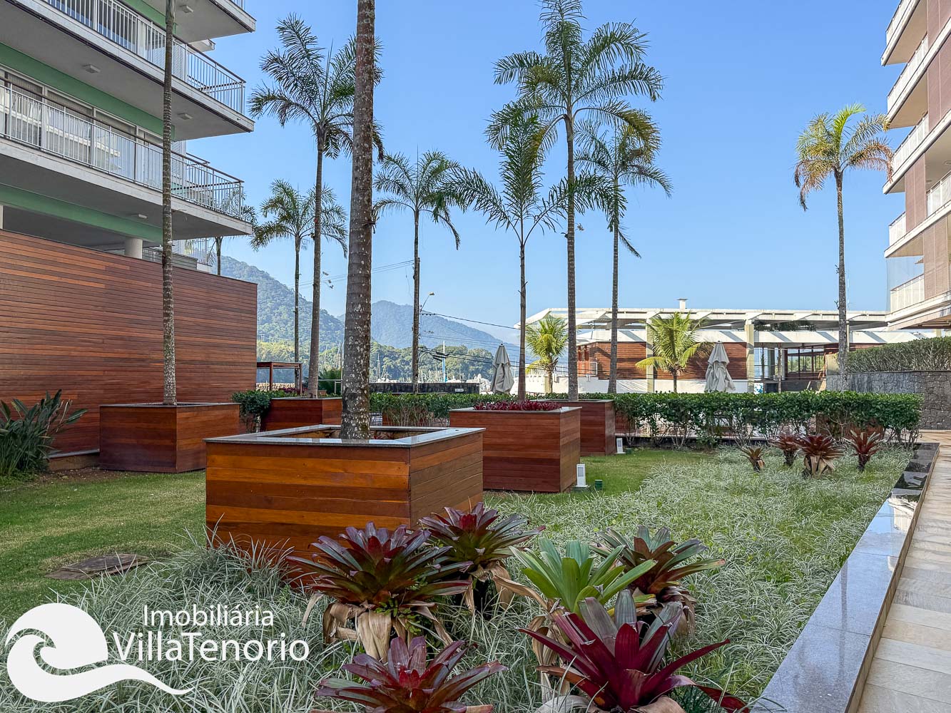 Luxuoso Apartamento com vista do Mar no Saco da Ribeira em Ubatuba apresentado pela Imobiliária Villa Tenório-2