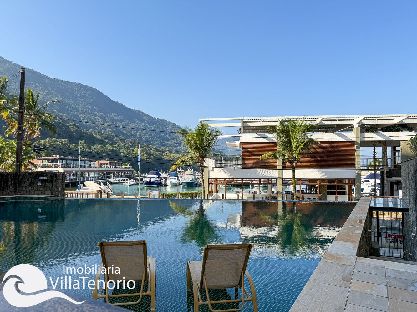 Luxuoso Apartamento com vista do Mar no Saco da Ribeira em Ubatuba apresentado pela Imobiliária Villa Tenório-5