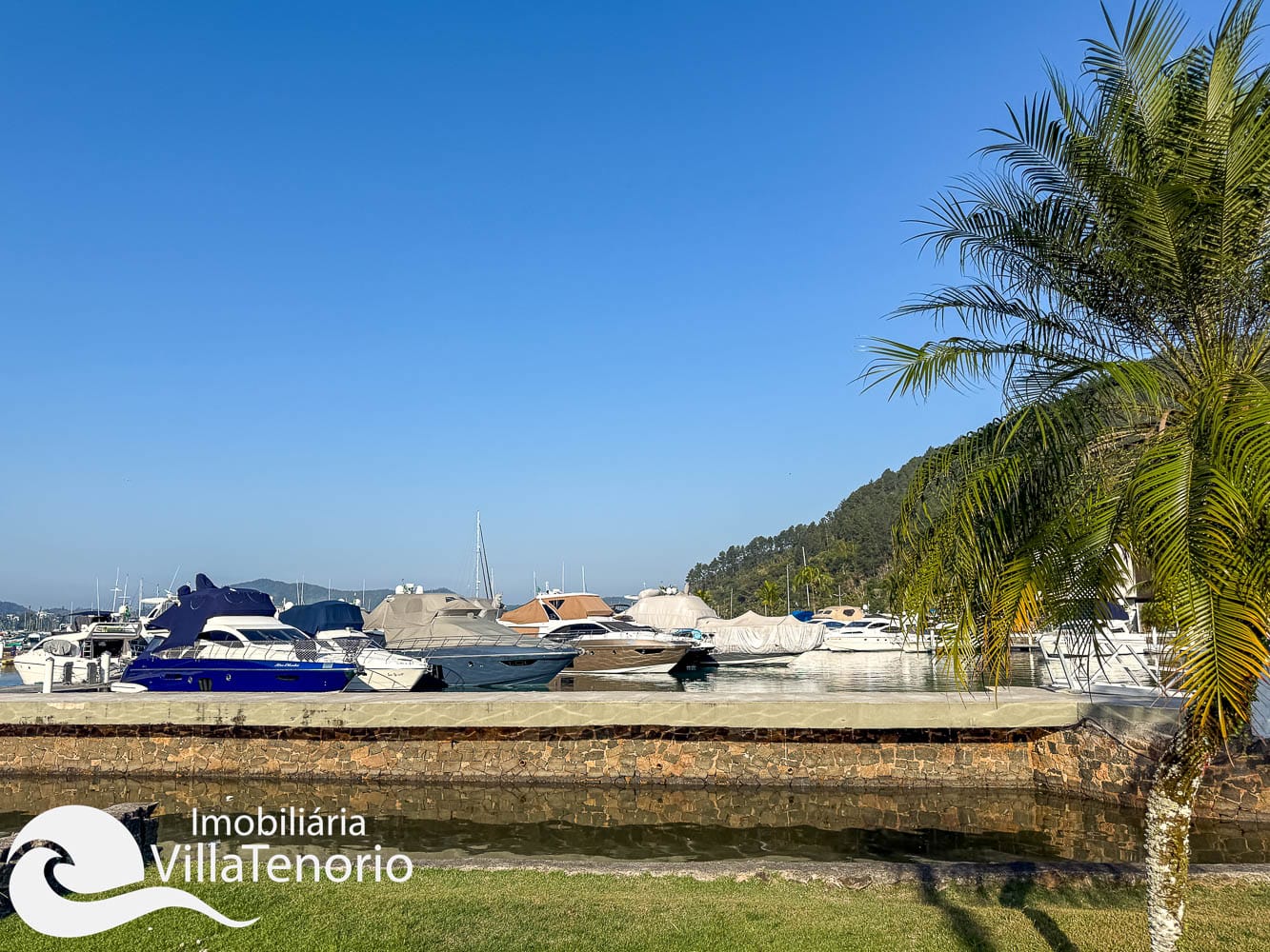 Luxuoso Apartamento com vista do Mar no Saco da Ribeira em Ubatuba apresentado pela Imobiliária Villa Tenório-63