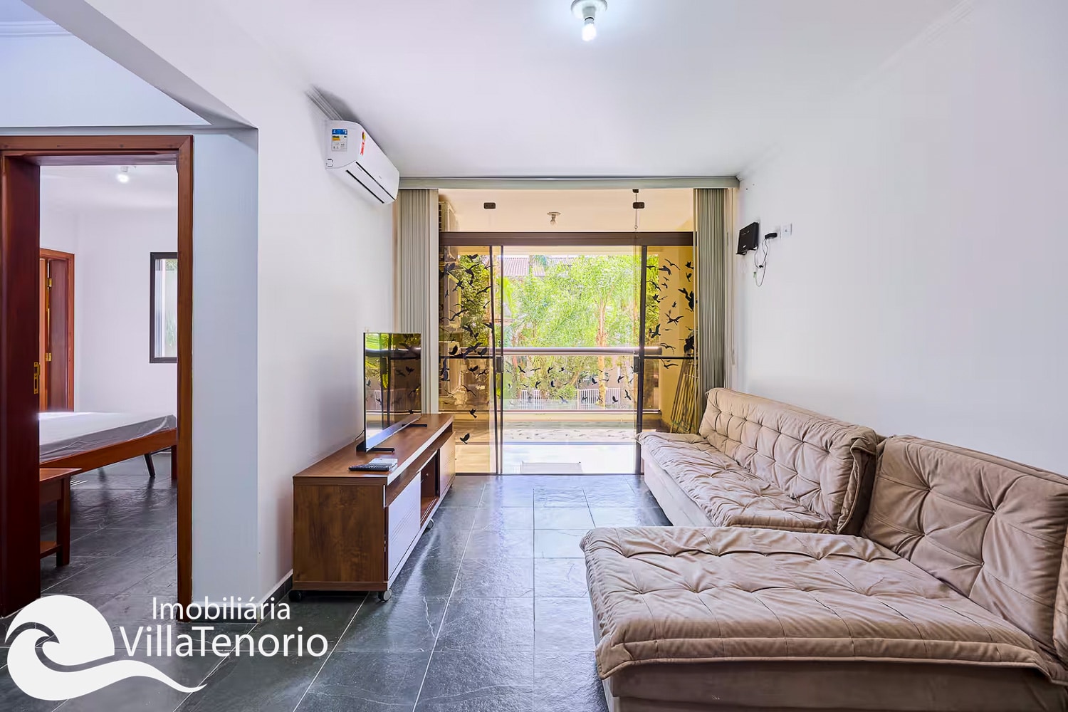 Living - apartamento a venda 82 m2 no Itagua - frente rua -_-16