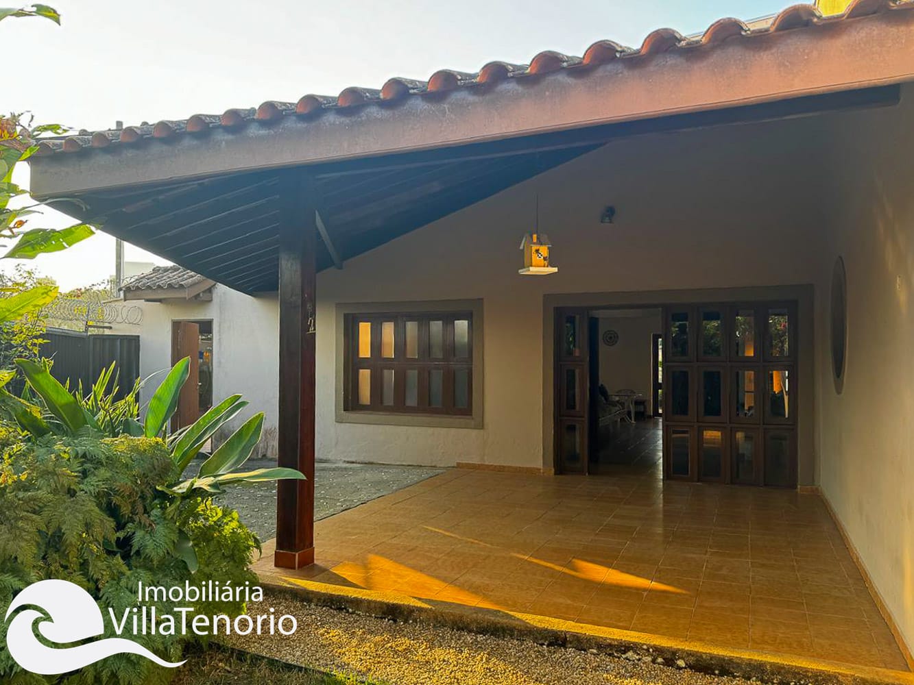 casa a venda na praia do Tenorio em Ubatuba - terreno de 450 m2 - apresentado pela Imobiliaria Villa Tenorio-6