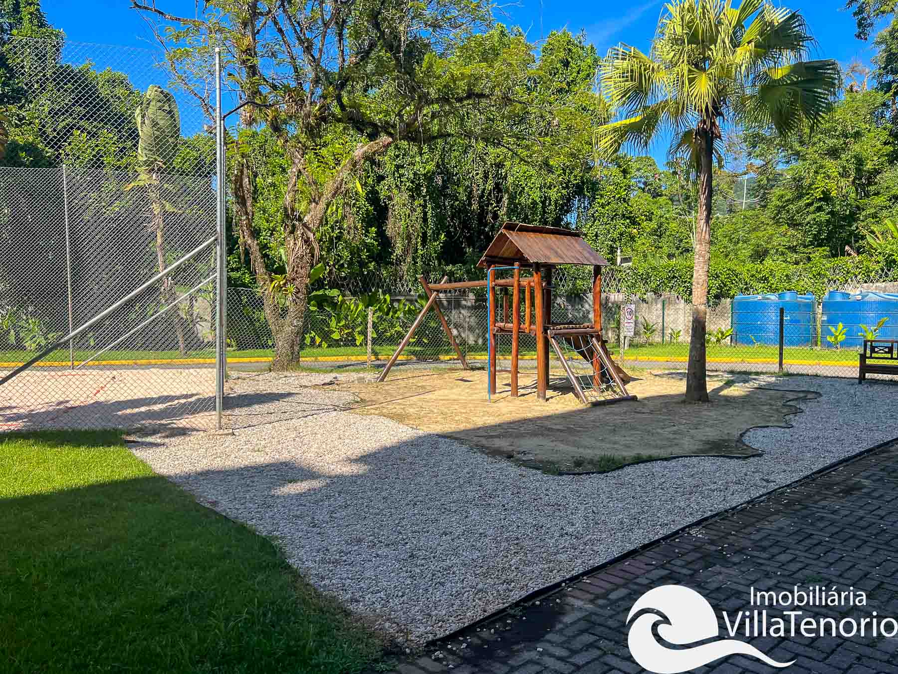 Apartamento a venda 2 quartos no condominio Passaredo no Pereque Açu em Ubatuba-12