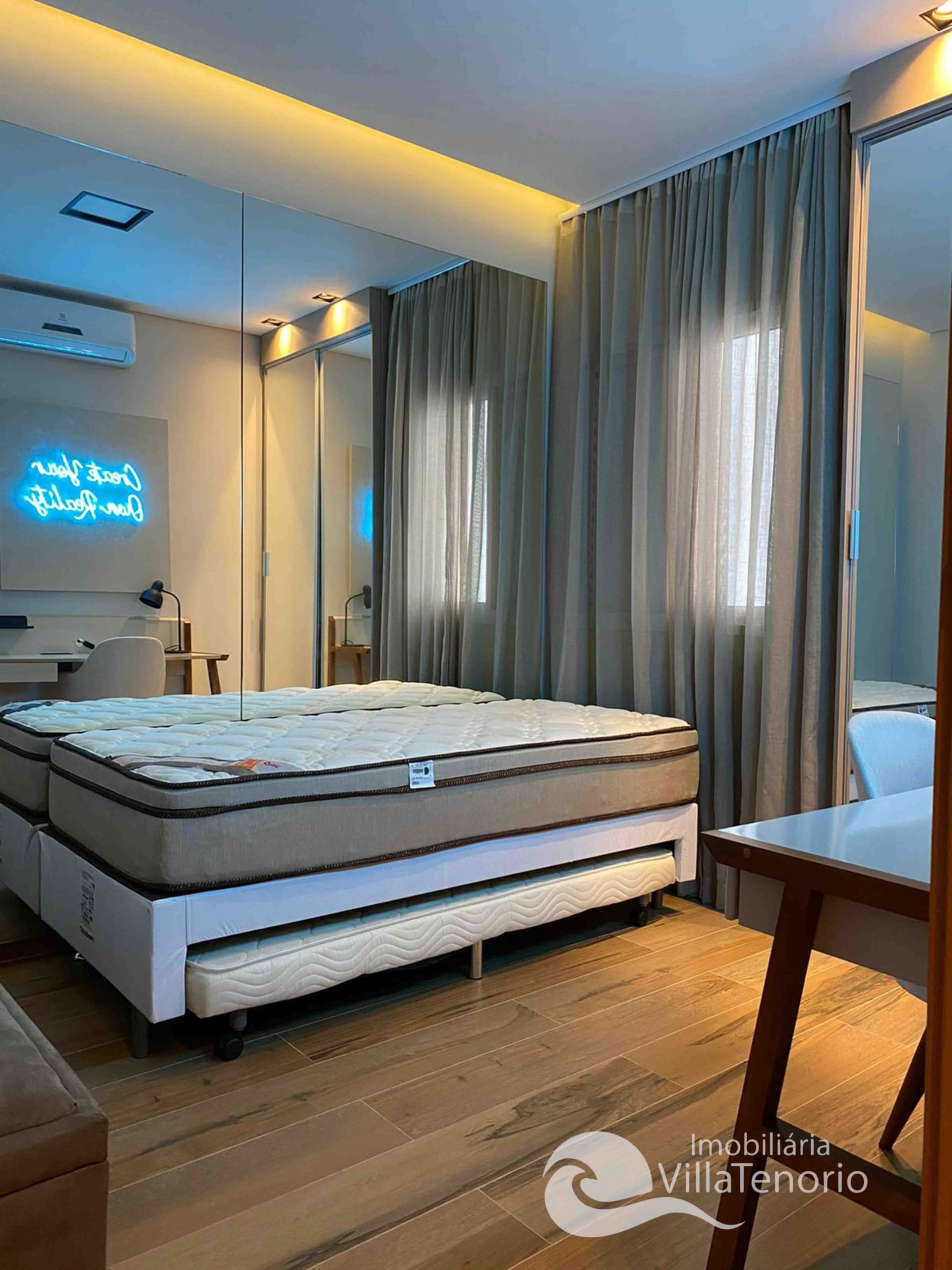 APARTAMENTO 2 DORMITÓRIOS CENTRO COMPLETO PARA AIBNB A VENDA EM UBATUBA IMOBILIÁRIA VILLA TENÓRIO-14