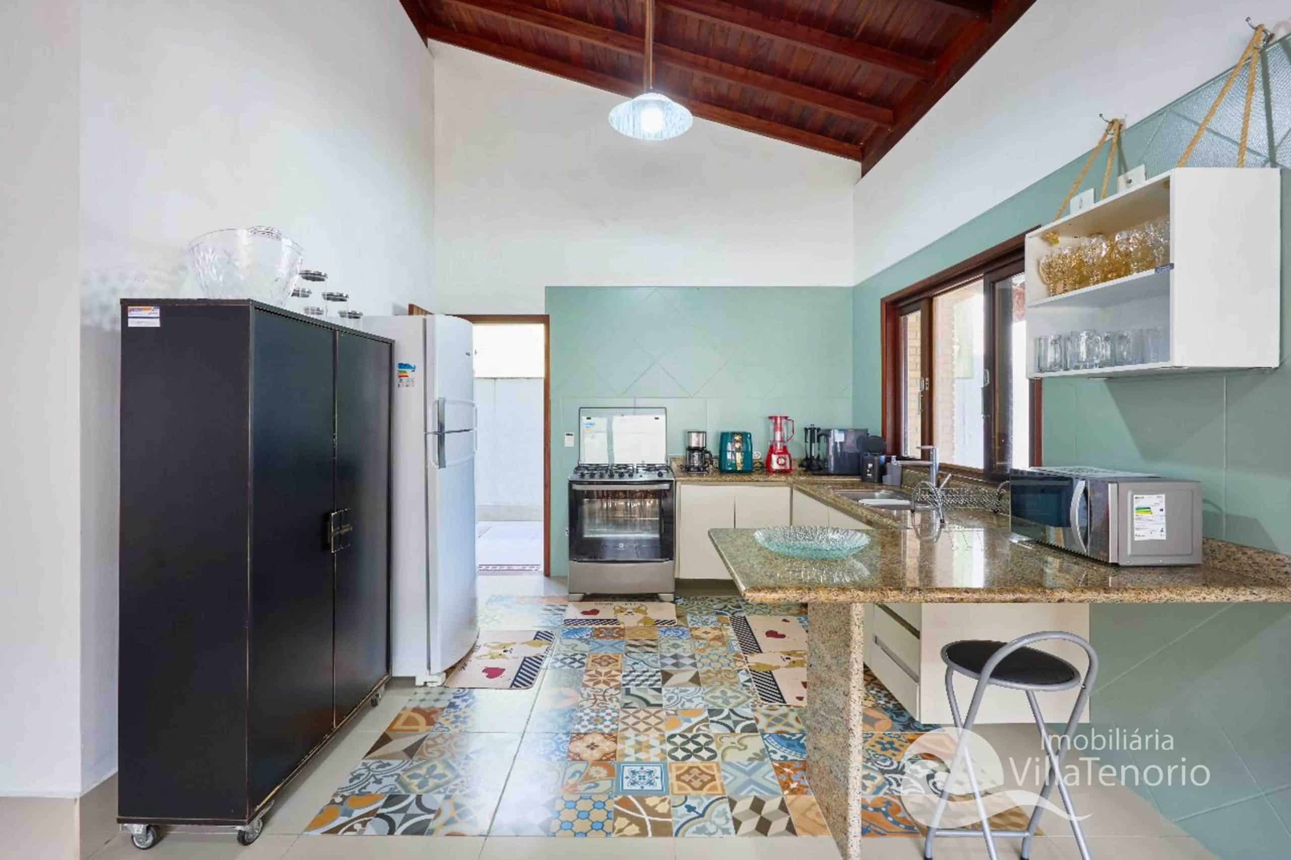 casa em condominio fechado em ubatuba litoral norte de são paulo imobiliária villa tenório casa a venda-43