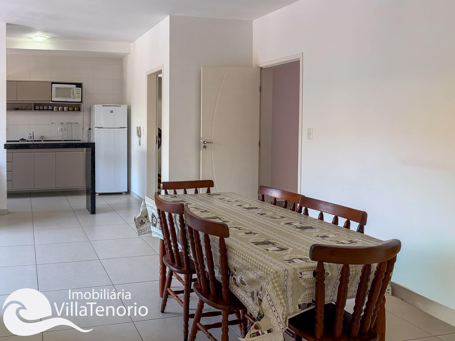 Apartamento a venda Praia das Toninhas 3 quartos sendo uma suite-2