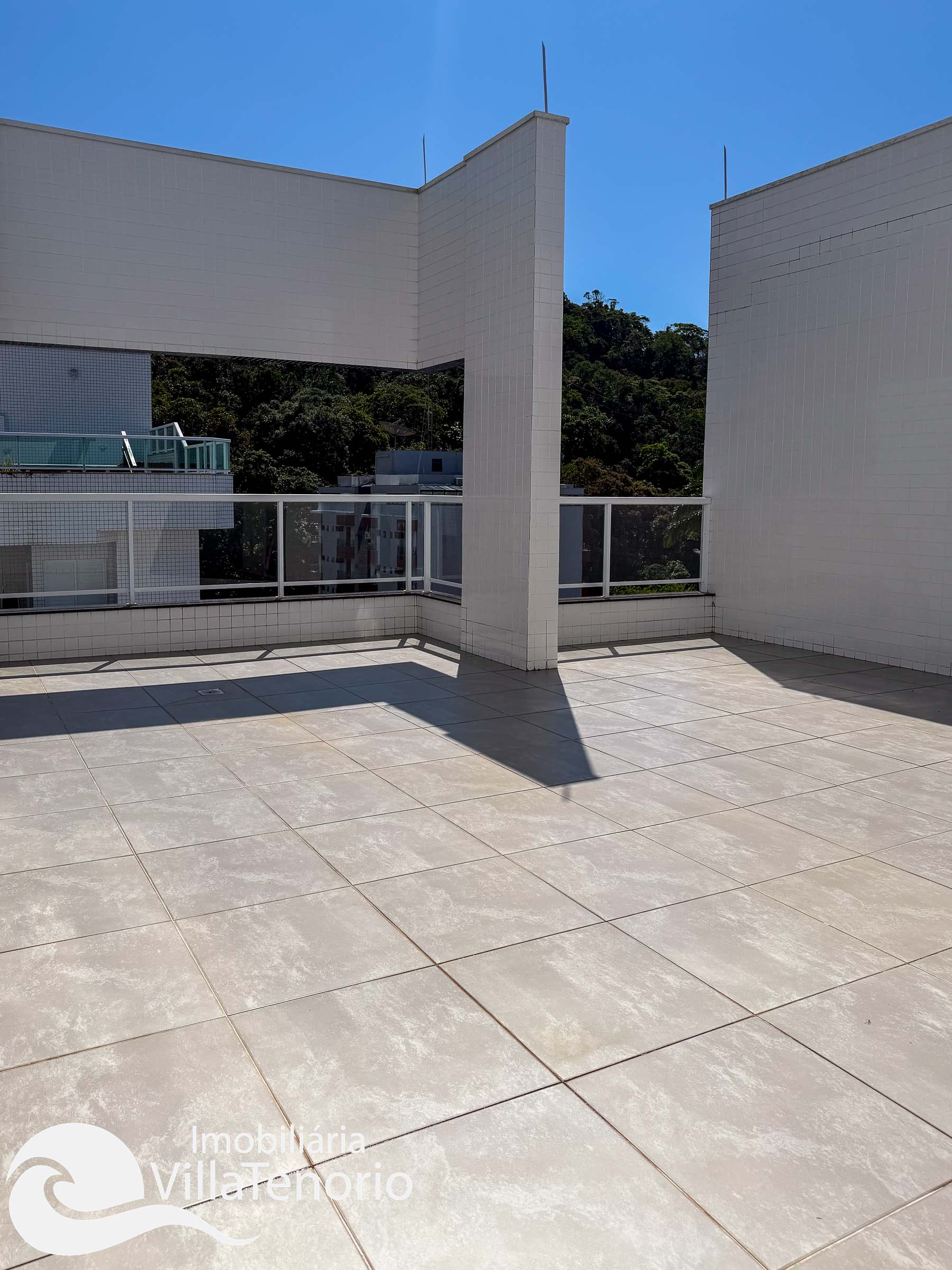 Apartamento a venda Praia das Toninhas 2 quartos sendo uma suite-38