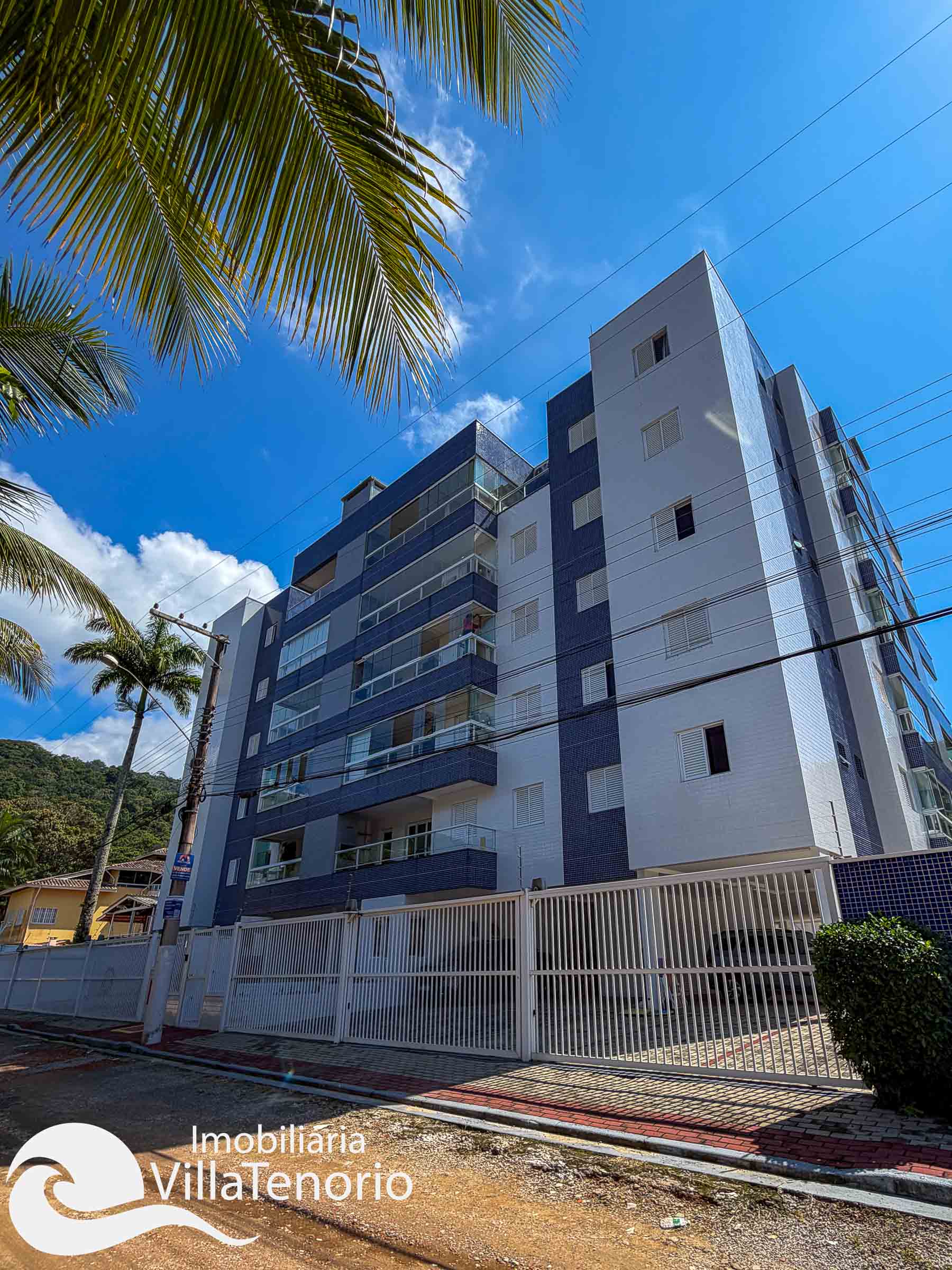 Apartamento a venda Praia das Toninhas 2 quartos sendo uma suite-53
