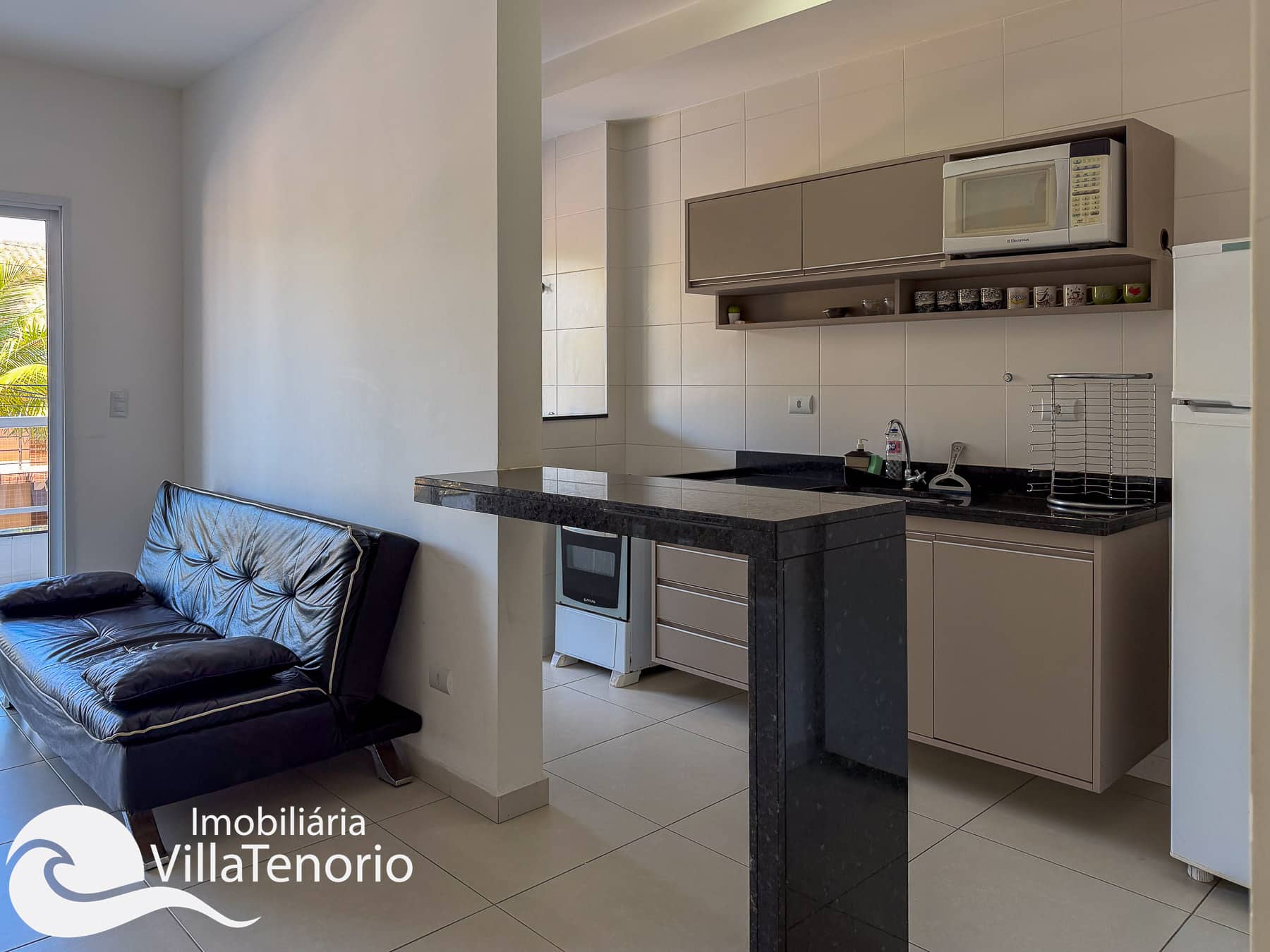 Apartamento a venda Praia das Toninhas 3 quartos sendo uma suite-6