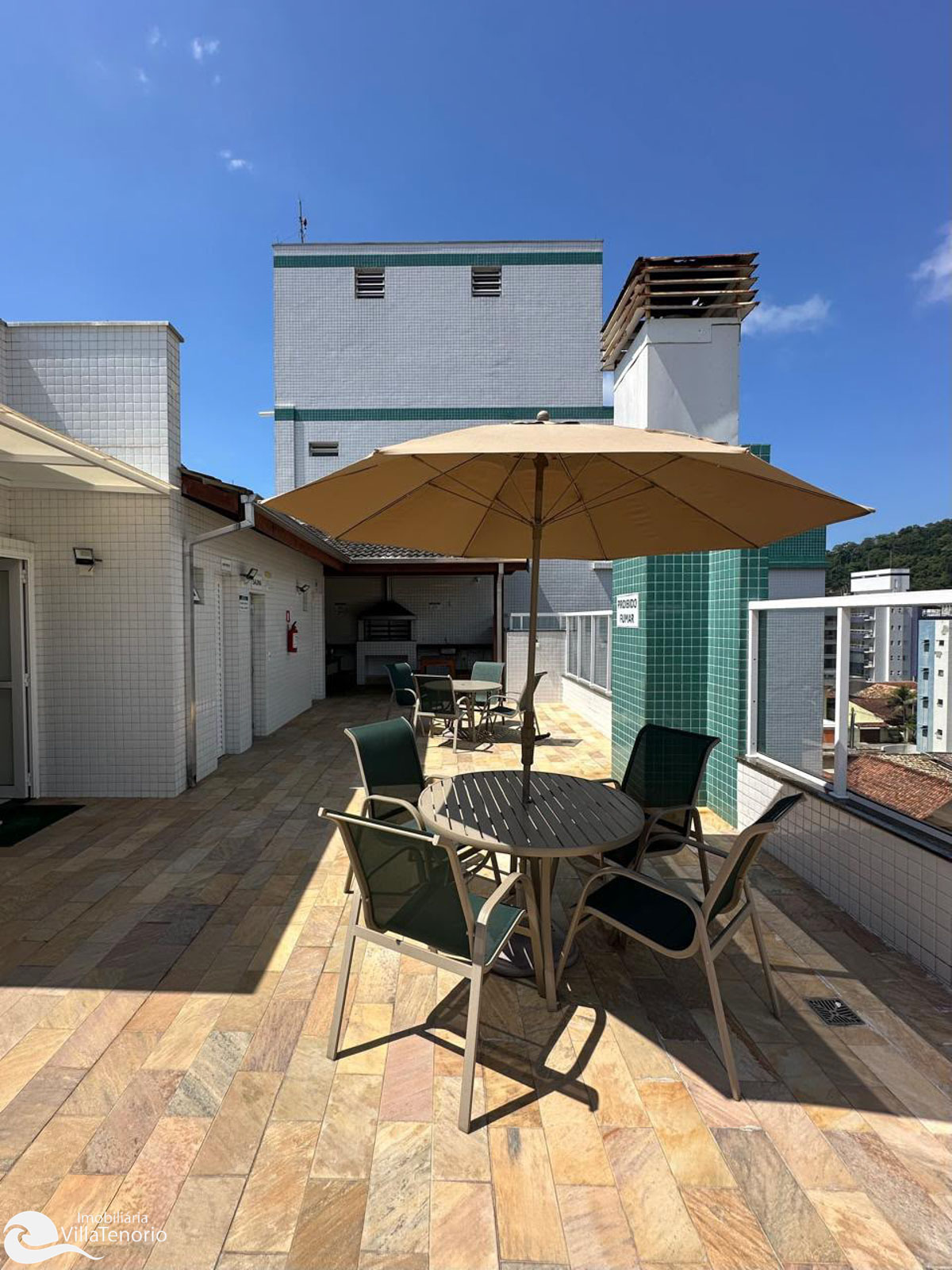 apartamento a venda na praia das Toninhas em Ubatuba com 2 quartos - apresentado pela Imobiliária Villa Tenório - especialista em Imóveis a venda em Ubatuba-10