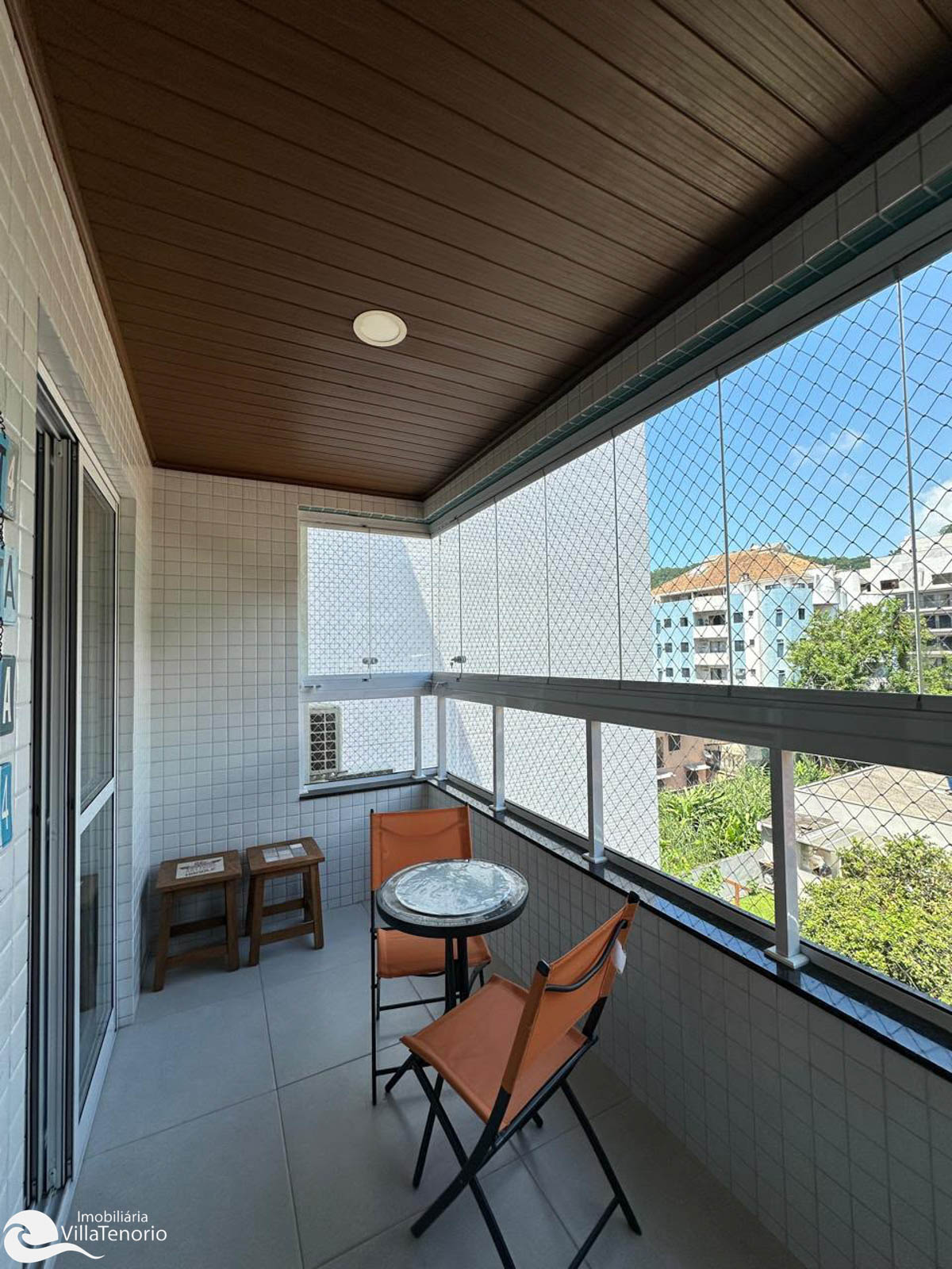 apartamento a venda na praia das Toninhas em Ubatuba com 2 quartos - apresentado pela Imobiliária Villa Tenório - especialista em Imóveis a venda em Ubatuba-5