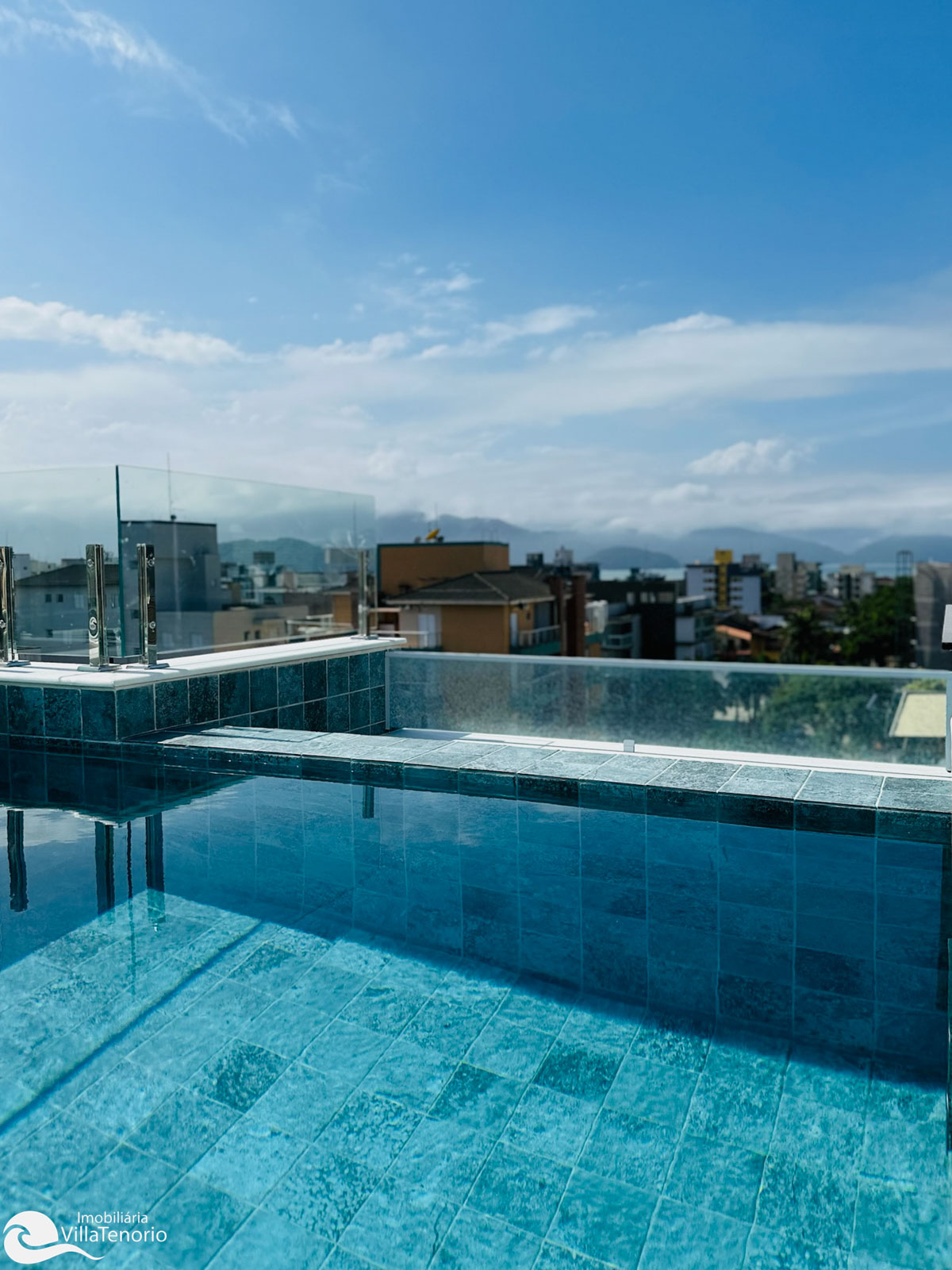apartamento a venda no Itaguá em Ubatuba com 2 suítes - apresentado pela Imobiliária Villa Tenório - especialista em Imóveis a venda em Ubatuba-11