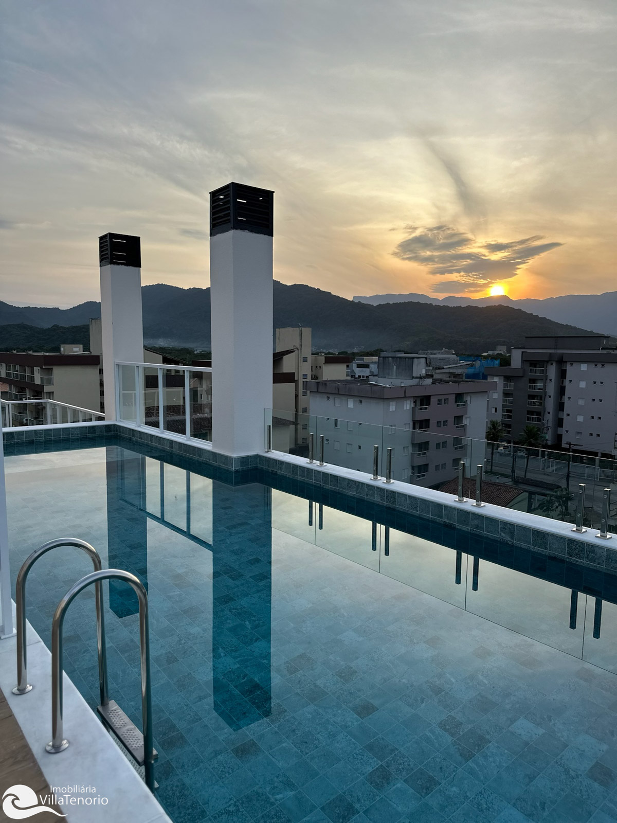 apartamento a venda no Itaguá em Ubatuba com 2 suítes - apresentado pela Imobiliária Villa Tenório - especialista em Imóveis a venda em Ubatuba-30